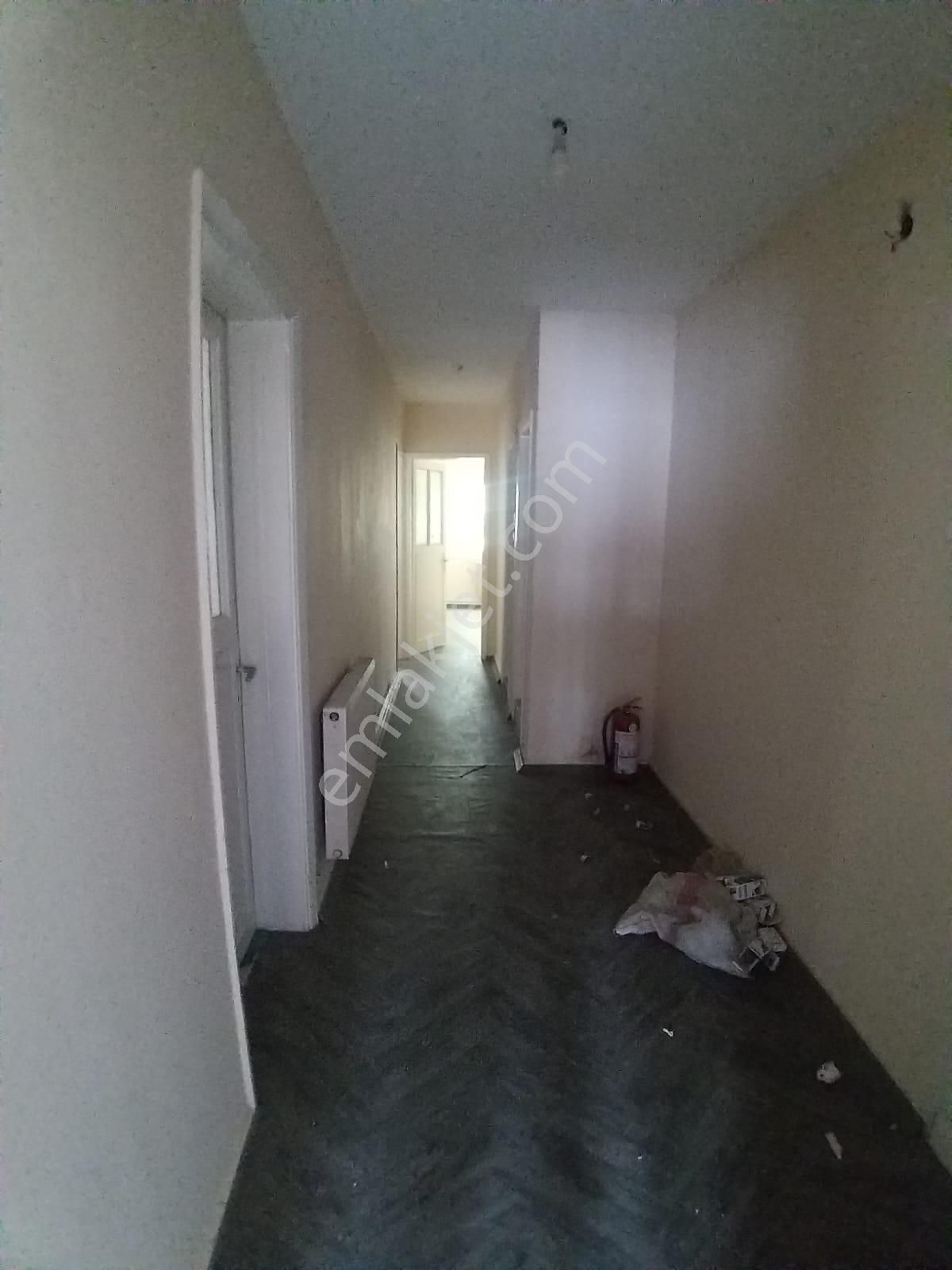 Buca Onat/tünelleri Girişi/okul Yanı//500m2kapalı Alanı Olanbina - Görsel 16