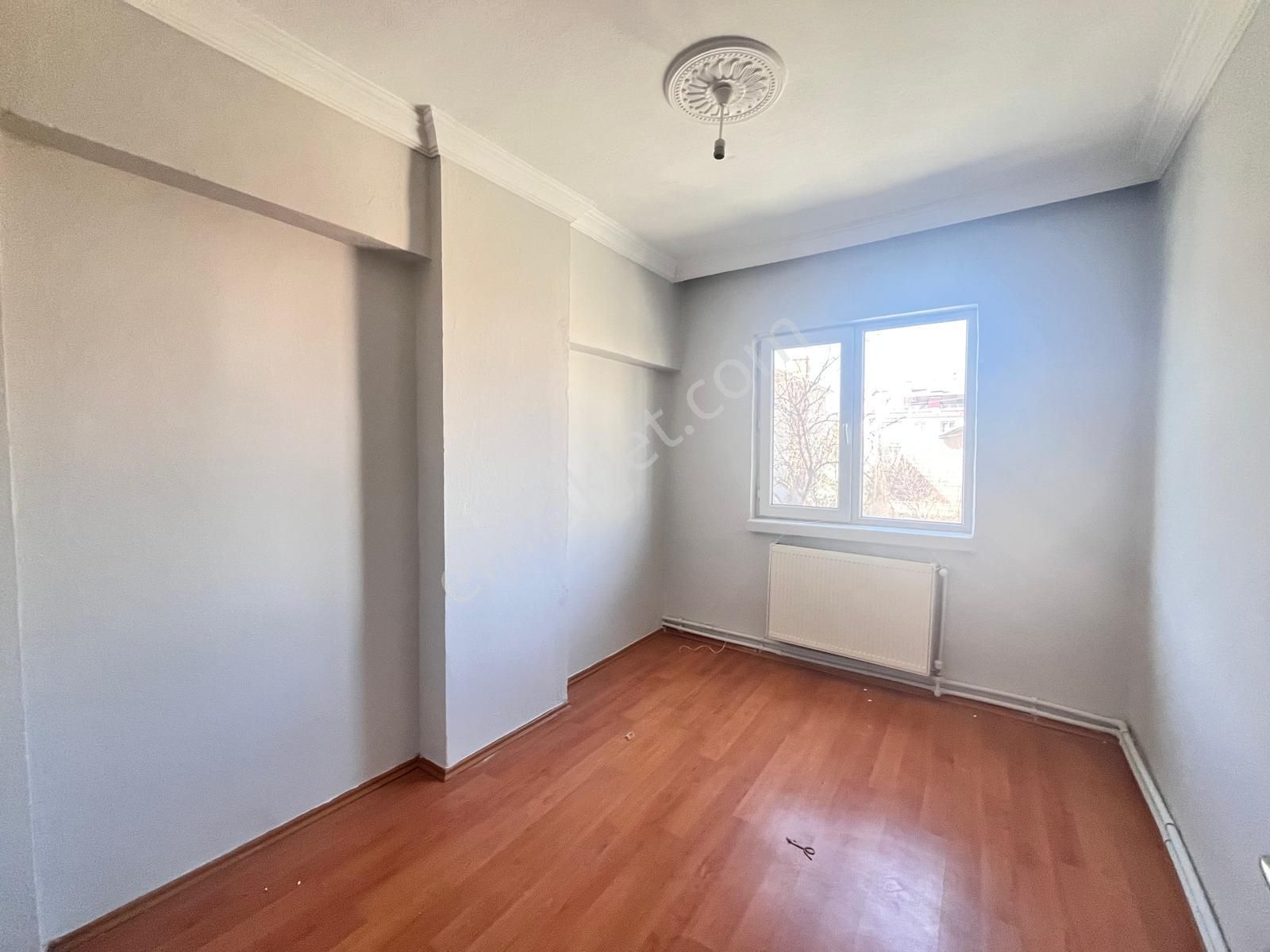 Koza Emlaktan Akşemsettin Mahalesinde Ara Katta Bağımsız Ön Cephe De 3+12 Satılık Daire - Görsel 19