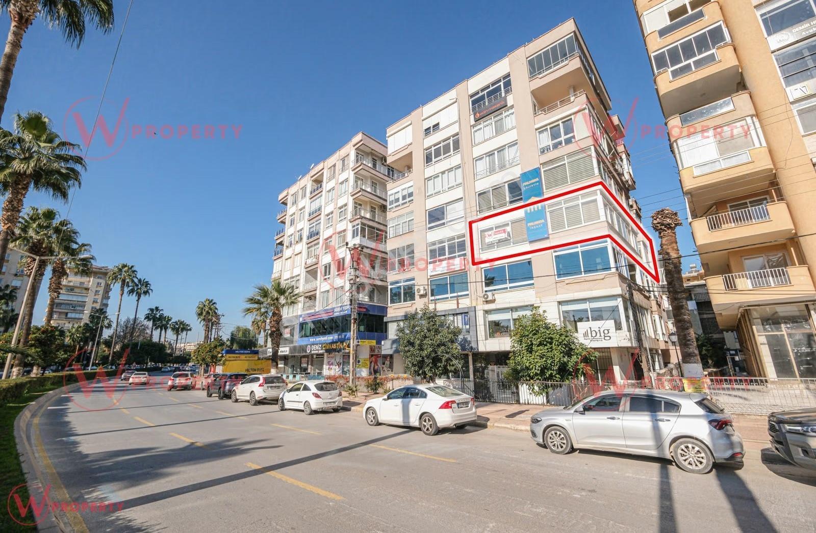 W Property'den Hilton Civ. Deniz Manzaralı Satılık Ofis - Görsel 3