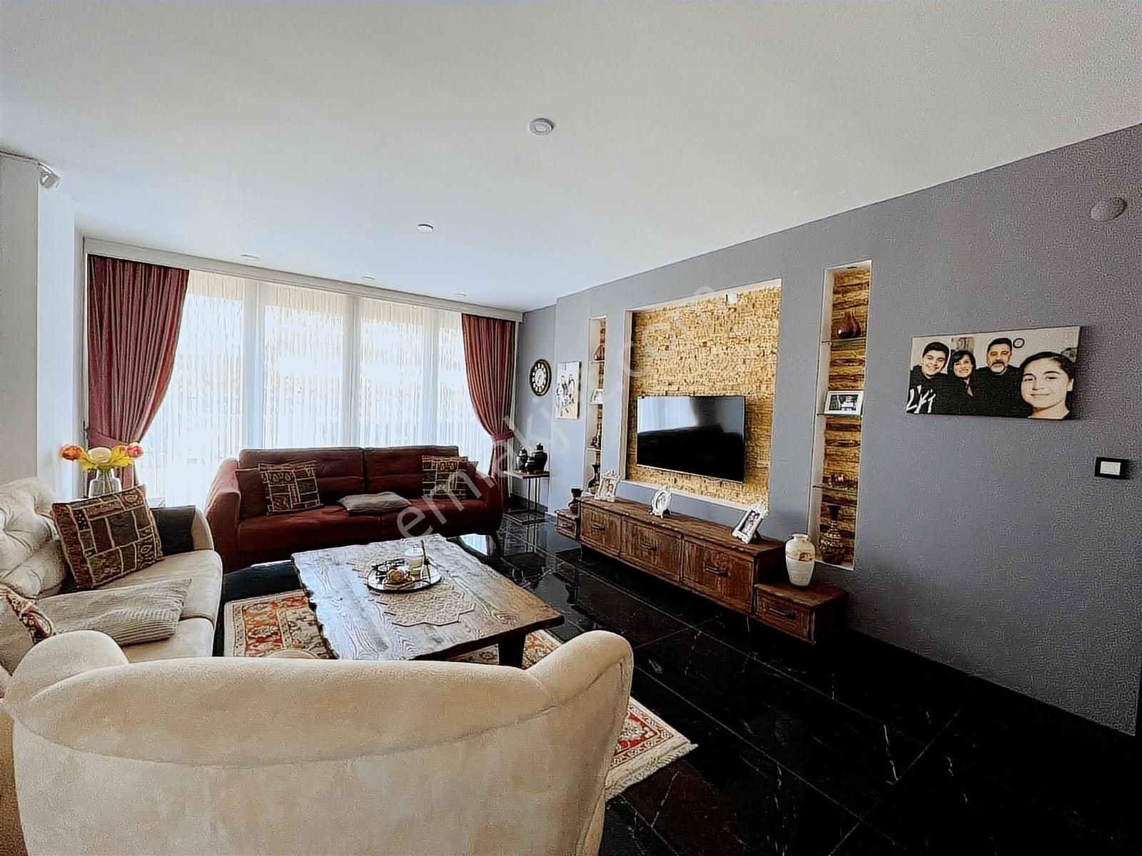 Akbüğün Kalbinde Ayrı Mutfak 4+1 Villa - Görsel 6