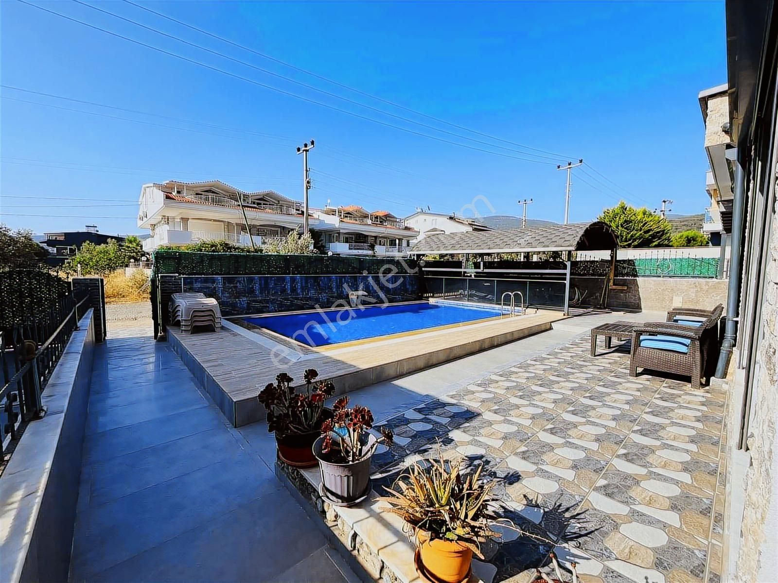 Akbüğün Kalbinde Ayrı Mutfak 4+1 Villa