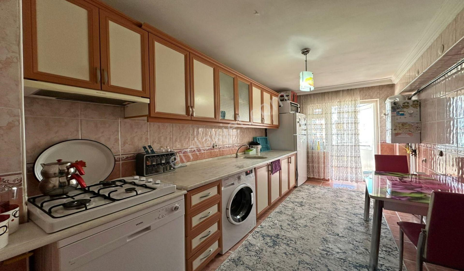 Atapark Filistin Parkı Yanı Cadde Üzeri 3+1 %70 Kredi İmkanı