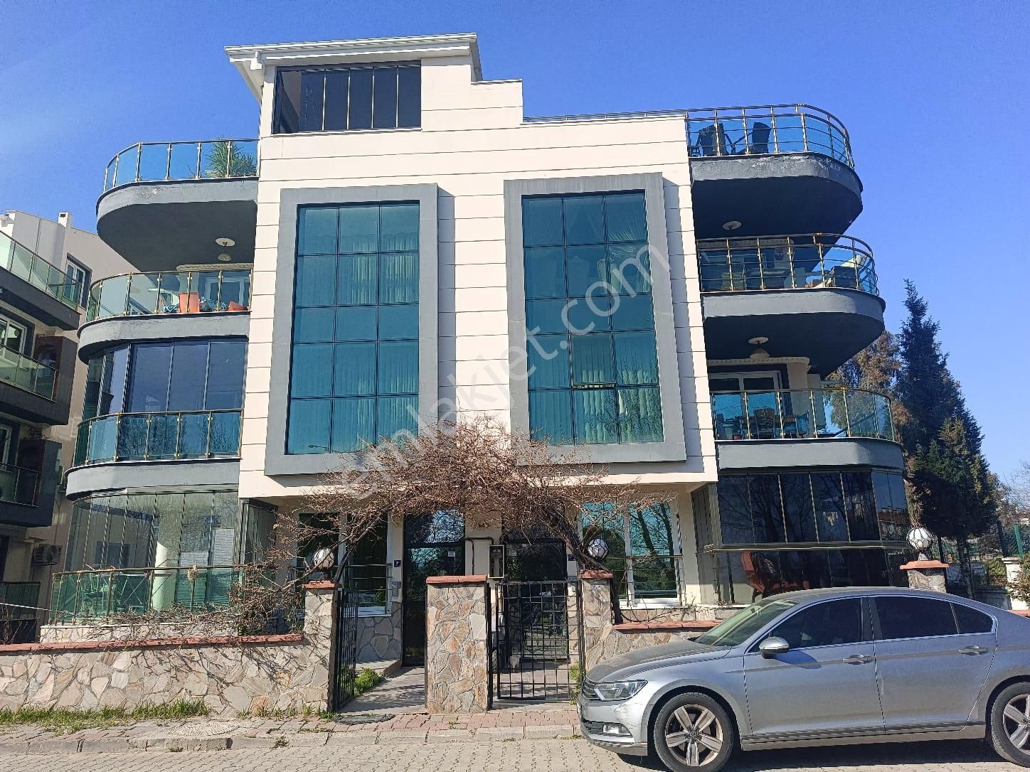 Acarlar Emlaktan Yıldıztepe Mahallesinde 3+1-130 M2 Doğalgazlı Satılık Daire