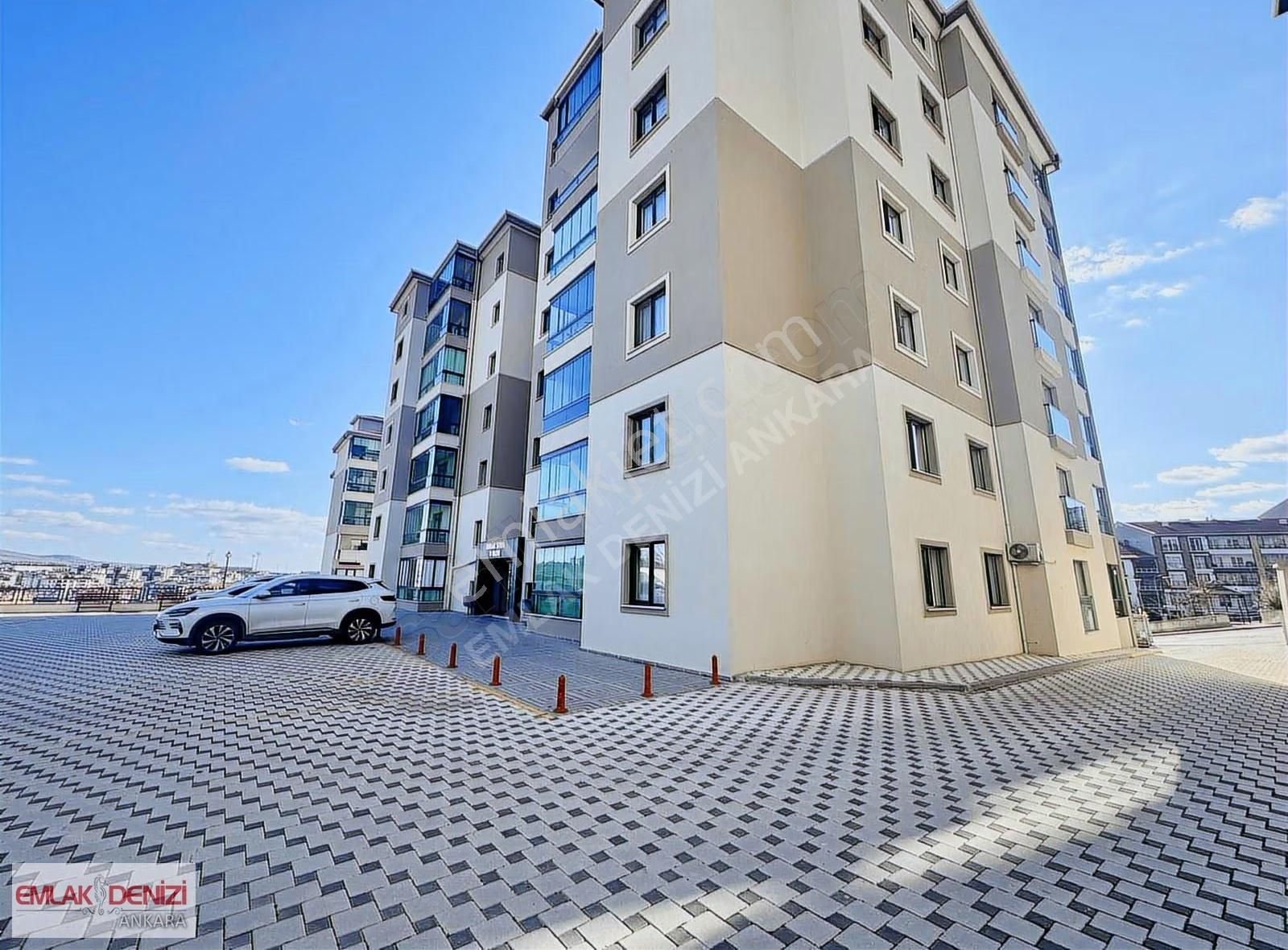 Gölbaşı Seğmenlerde Süper Lüks Sitede 3+1 Geniş Daire - Görsel 8