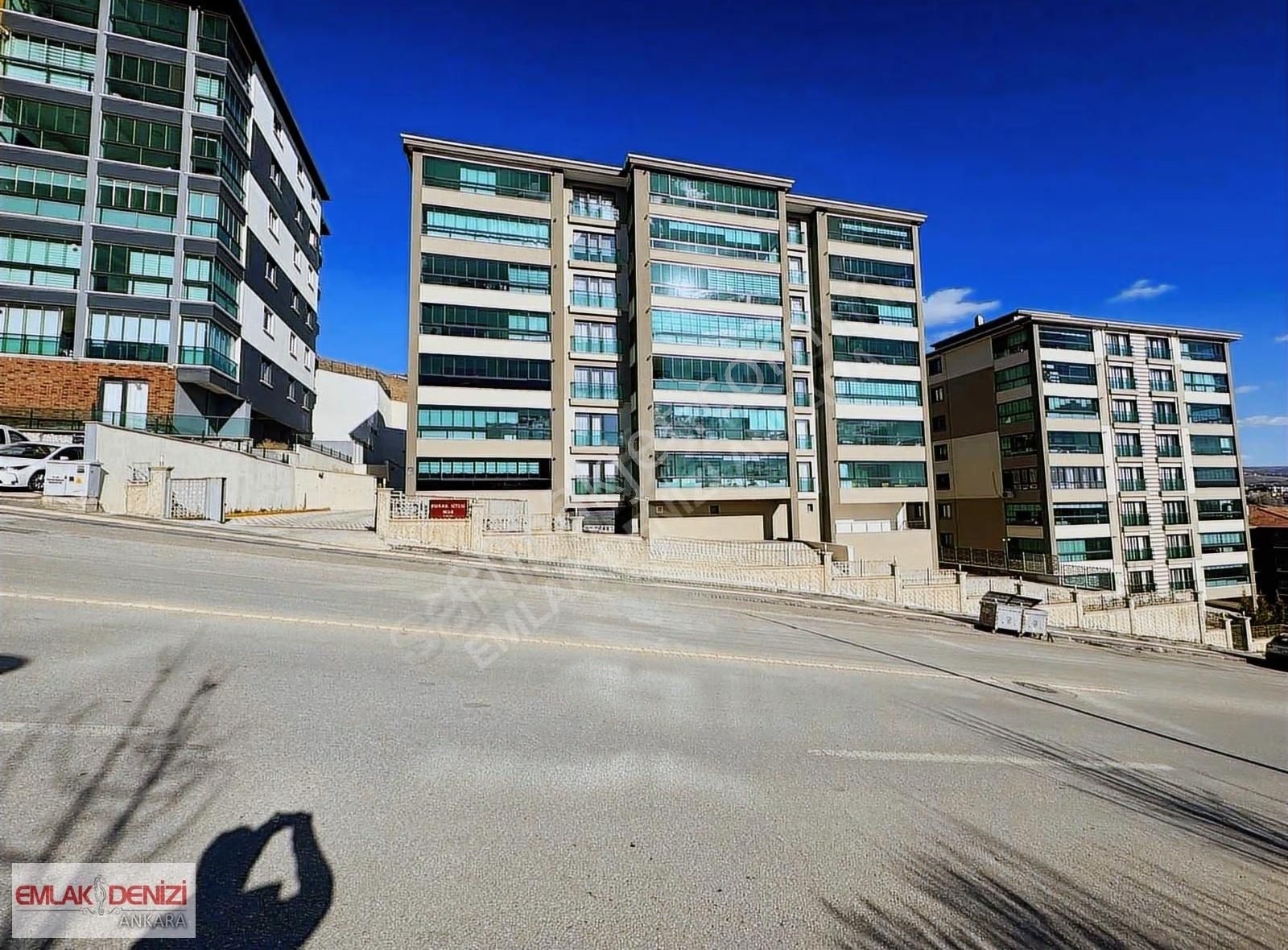 Gölbaşı Seğmenlerde Süper Lüks Sitede 3+1 Geniş Daire - Görsel 3