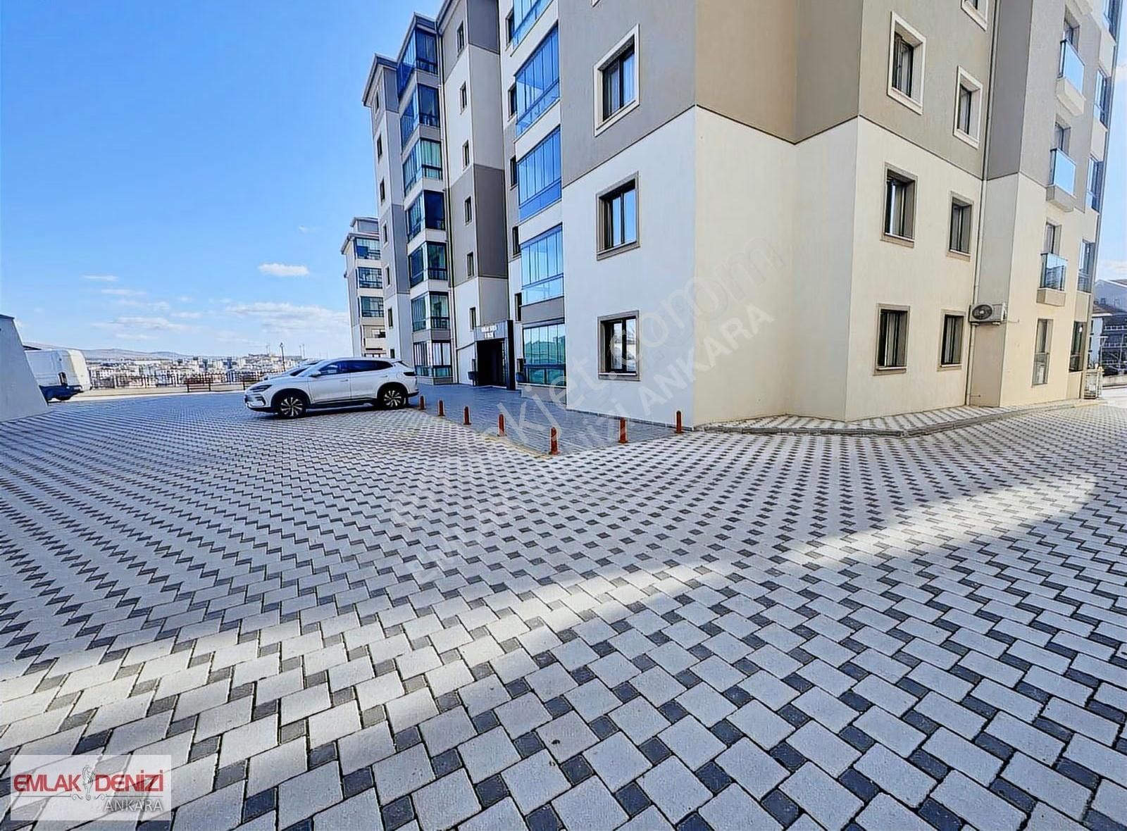 Gölbaşı Seğmenlerde Süper Lüks Sitede 3+1 Geniş Daire - Görsel 10