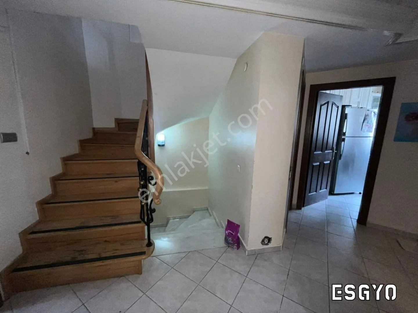 Esgyo'dan Batıkent Sağlıkkent Sitesinde 5+1 Satılık İkiz Villa - Görsel 2
