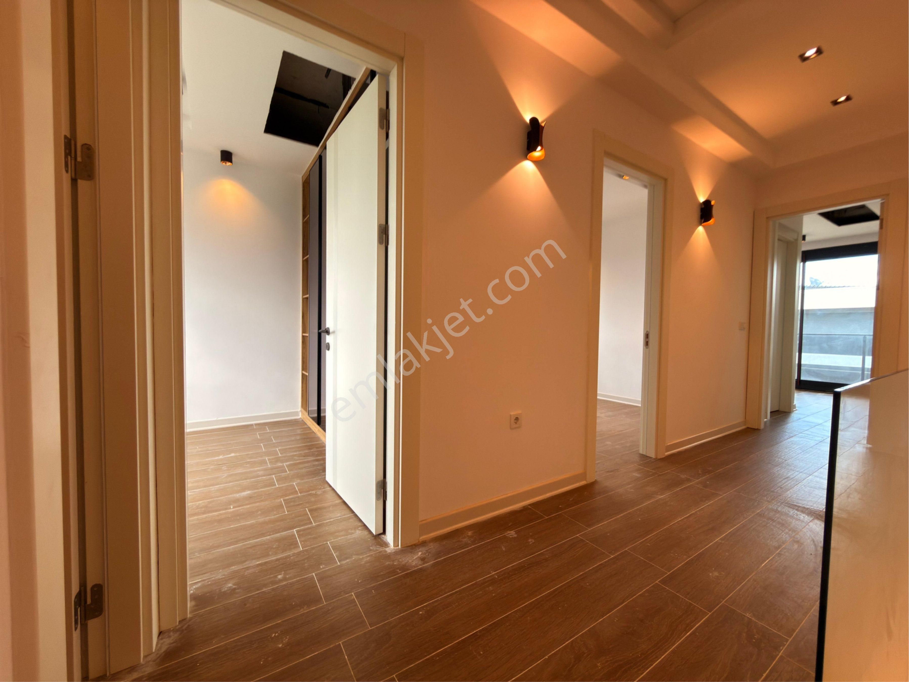 Kuşadası Davutlar'da Acil Satılık 3+1 Akıllı Özel Havuzlu Villa - Görsel 11