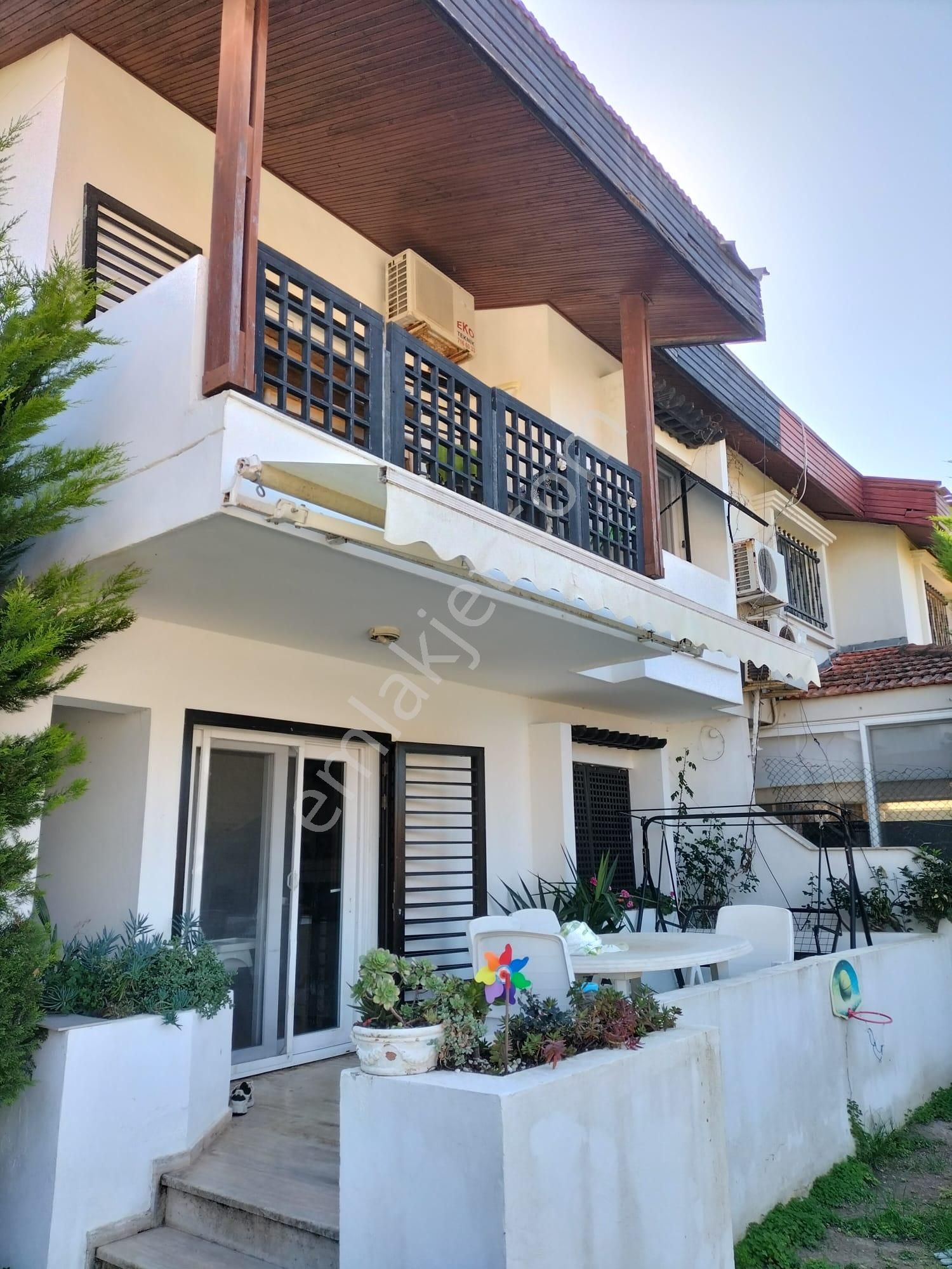 Ilıca Şantiye Evlerinde Satılık Villa - Görsel 5