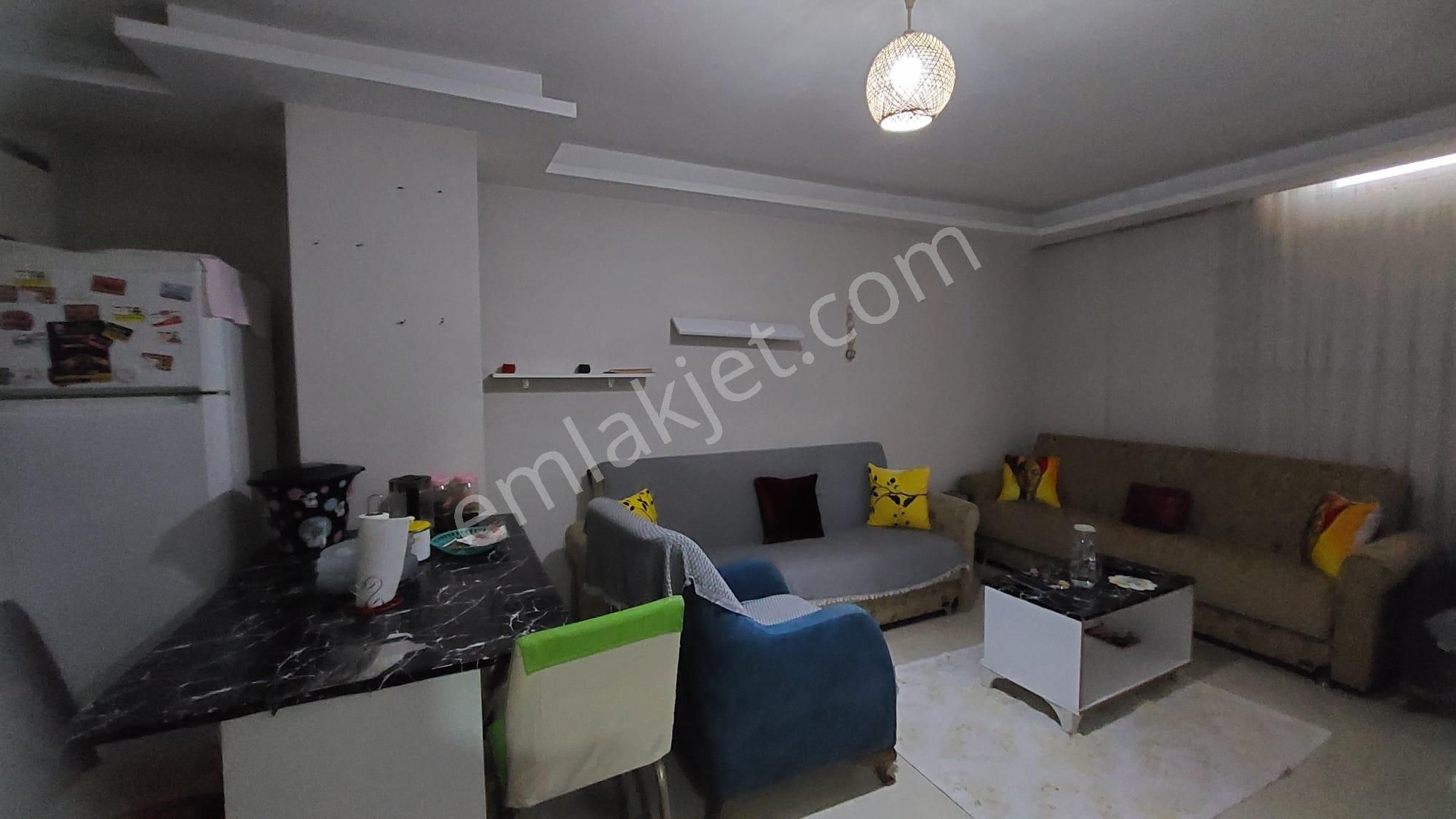 Coldwell Banker Route | Salimbey'de Acil Satılık 1+1 Daire - Görsel 3