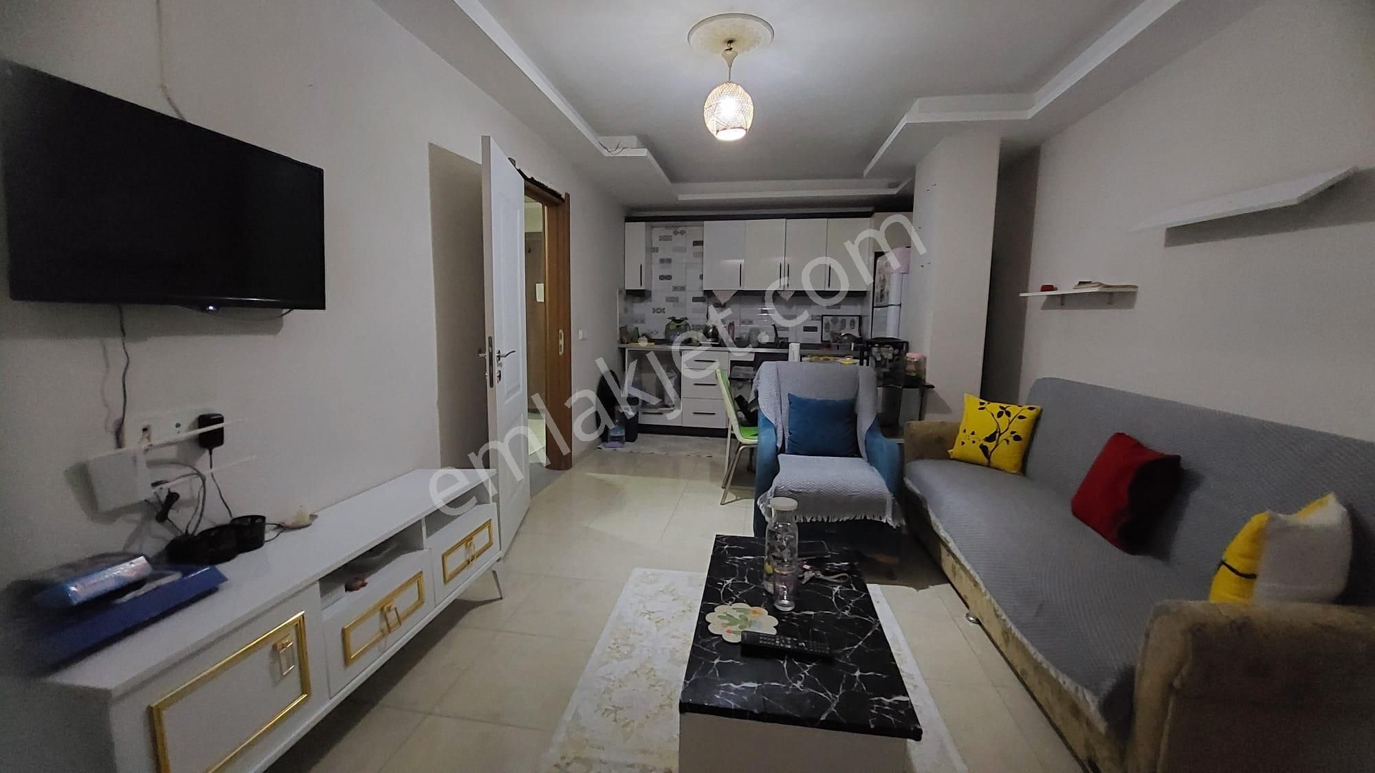 Coldwell Banker Route | Salimbey'de Acil Satılık 1+1 Daire - Görsel 2