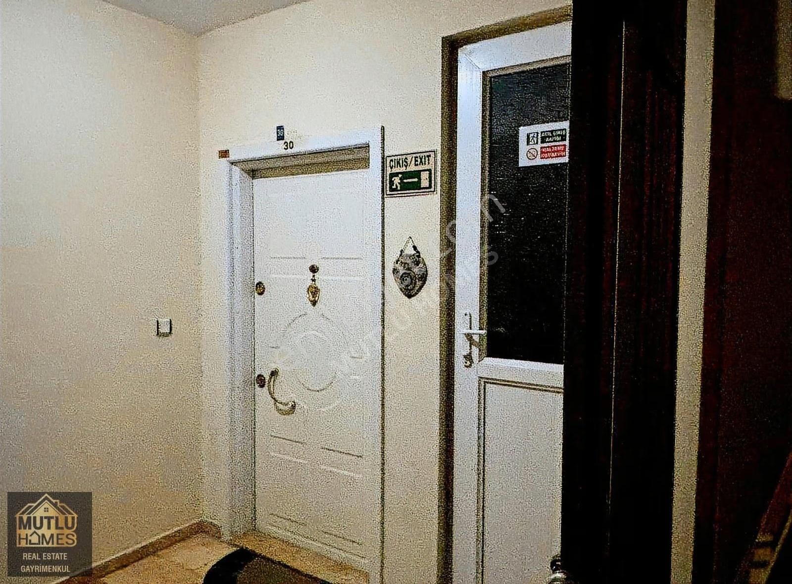 Alanya Kızlarpınarı Topraksaray Sitesi Eşyalı Satılık 3+2 Dublex - Görsel 3