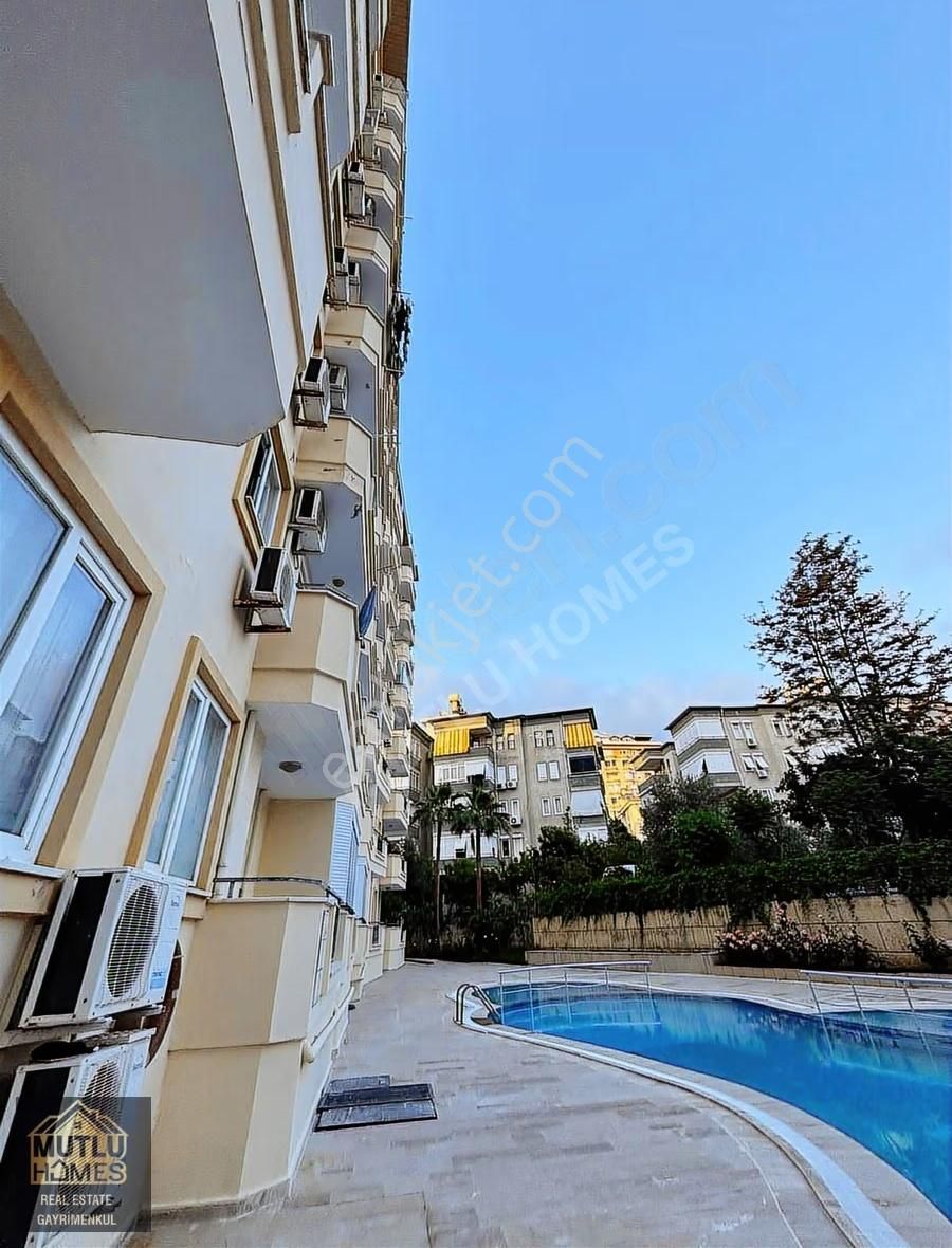 Alanya Saray Şehir Merkezi Site İçi Eşyalı Satılık 1+1 Daire - Görsel 7