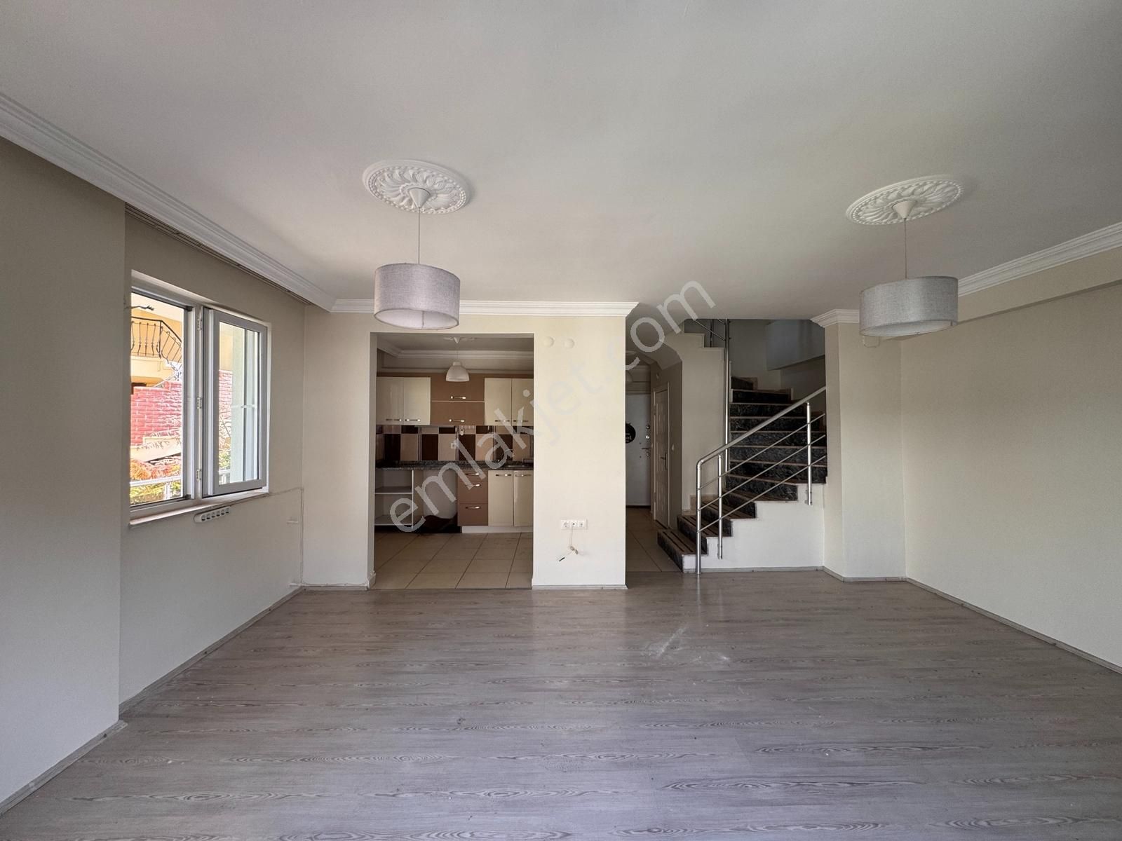 Fener Terracity Arkası Geniş 2+1 Teraslı Dubleks Kiralık Daire - Görsel 15