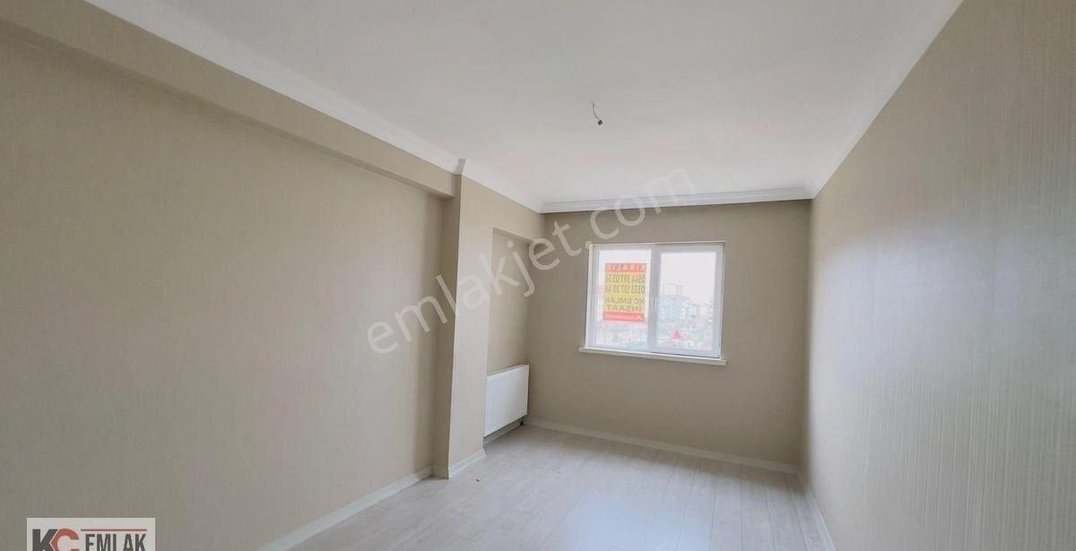 Kc Emlaktan Park Çepheli Ara Kat Kiralık 3+1 Fırsat Dairesi - Görsel 2