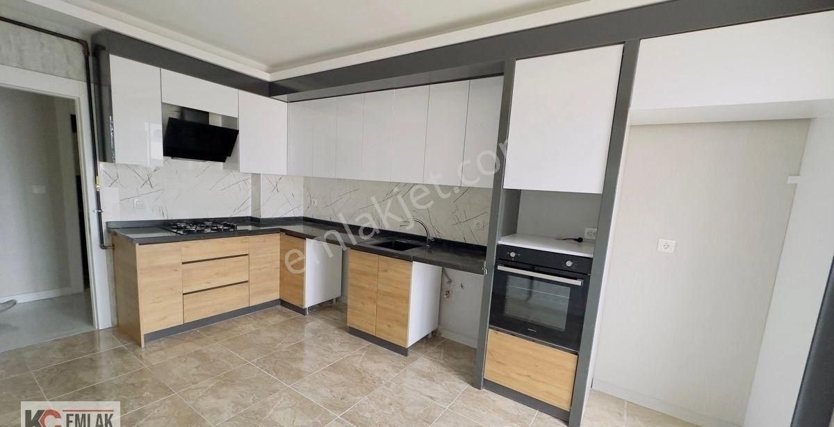 Kc Emlaktan Park Çepheli Ara Kat Kiralık 3+1 Fırsat Dairesi - Görsel 11