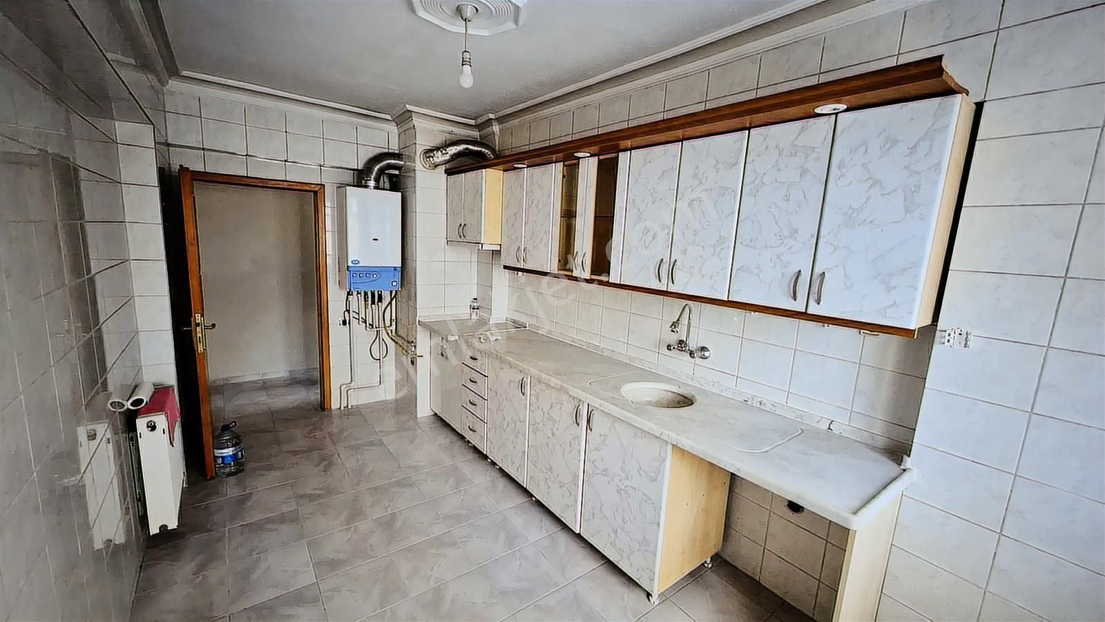 Kent'ten Abidin Paşada Full Yapılı 2. Katta 3+1 Kiralık Daire - Görsel 19