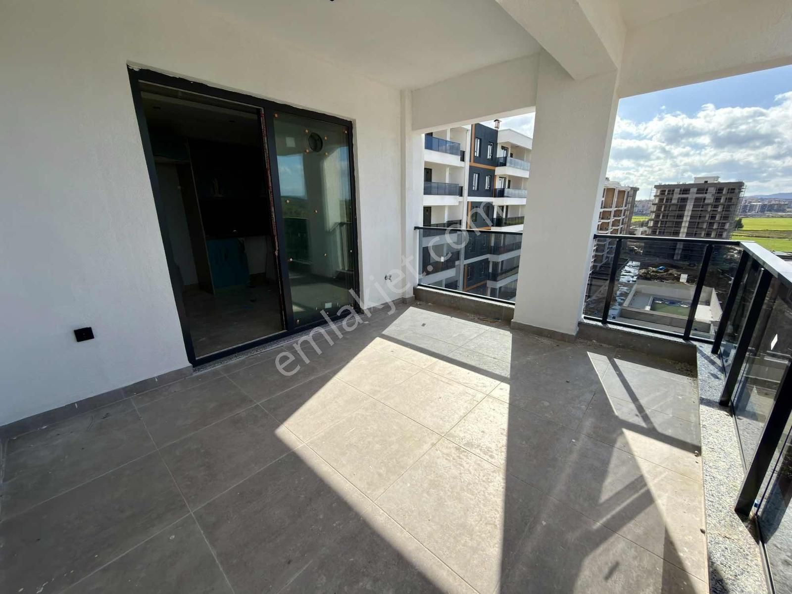 Site İçerisinde Kapalı Otoparklı Deniz Manzaralı Sıfır 3+1 - Görsel 29