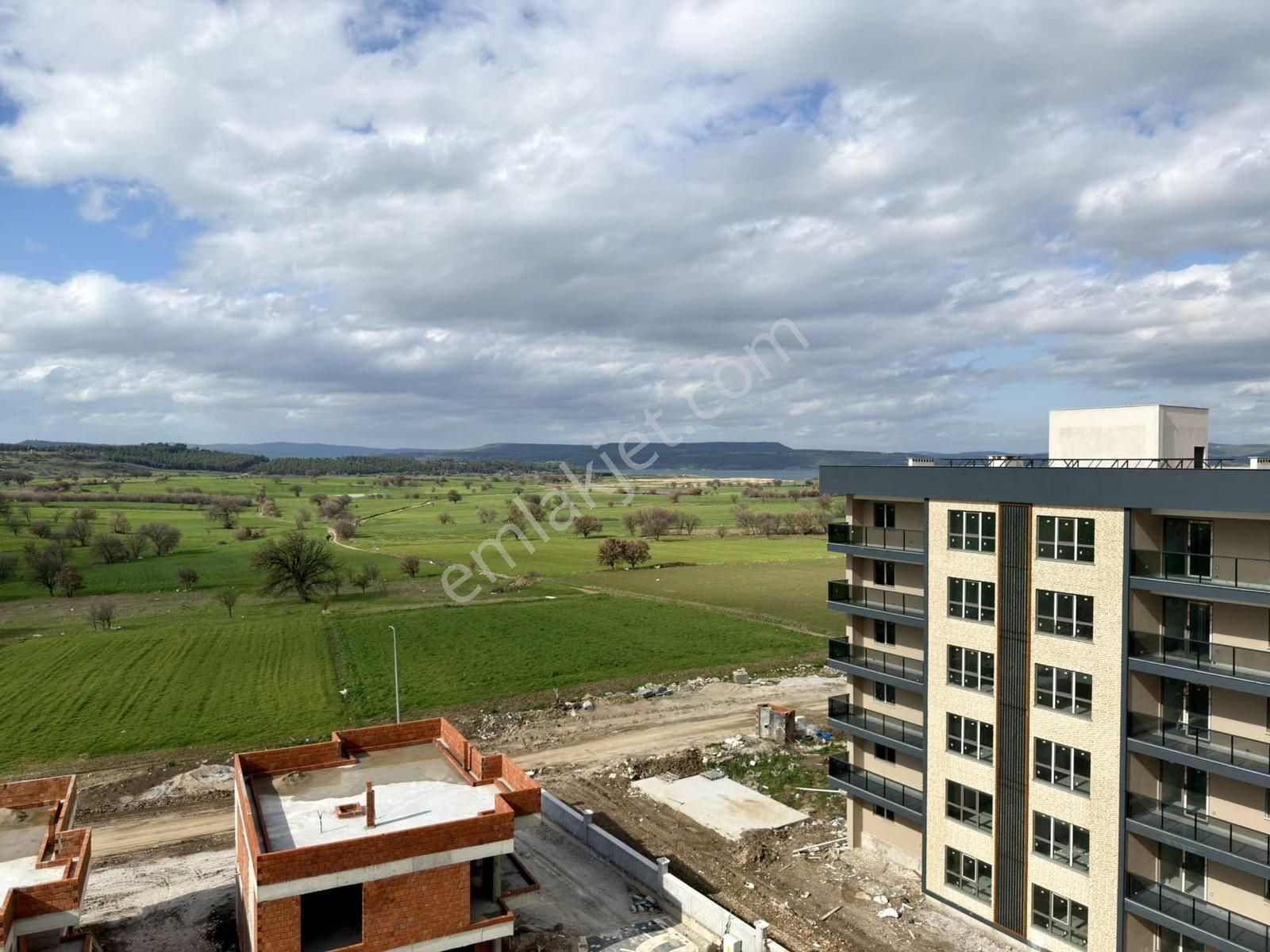 Site İçerisinde Kapalı Otoparklı Deniz Manzaralı Sıfır 3+1 - Görsel 31