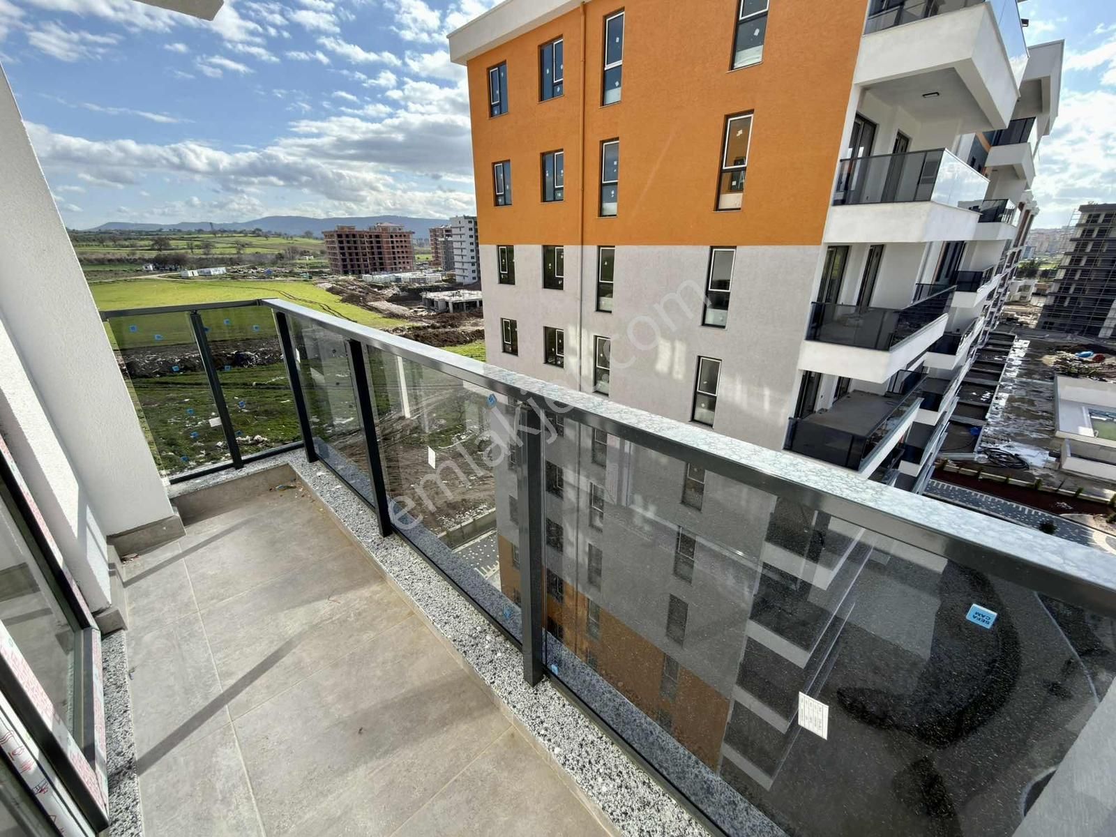 Site İçerisinde Kapalı Otoparklı Deniz Manzaralı Sıfır 3+1 - Görsel 16