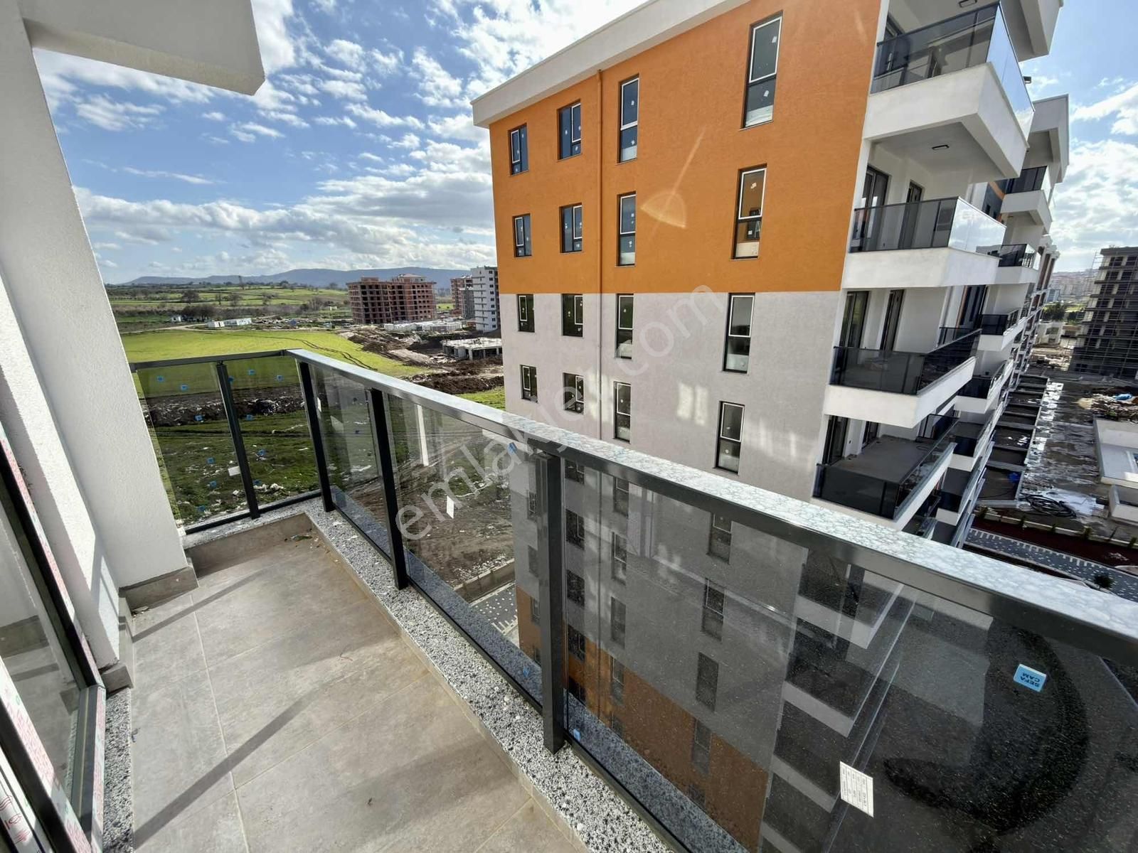 Site İçerisinde Kapalı Otoparklı Deniz Manzaralı Sıfır 3+1 - Görsel 15