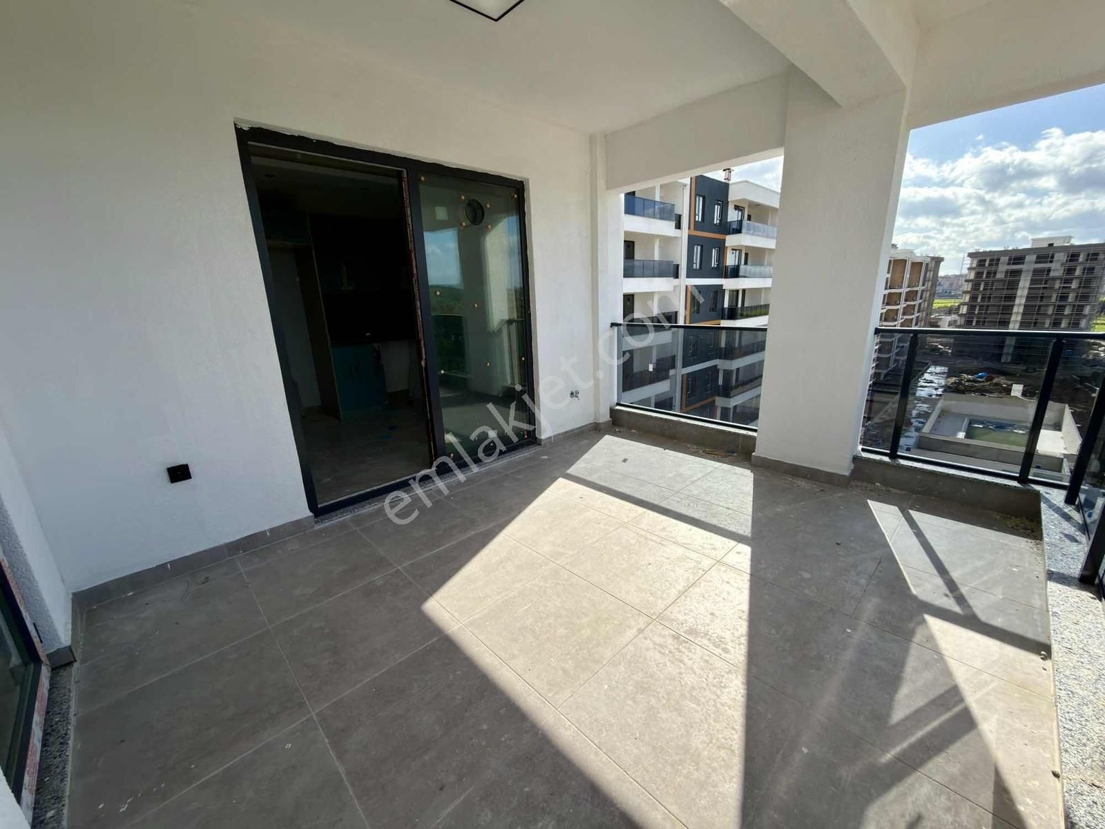 Site İçerisinde Kapalı Otoparklı Deniz Manzaralı Sıfır 3+1 - Görsel 28