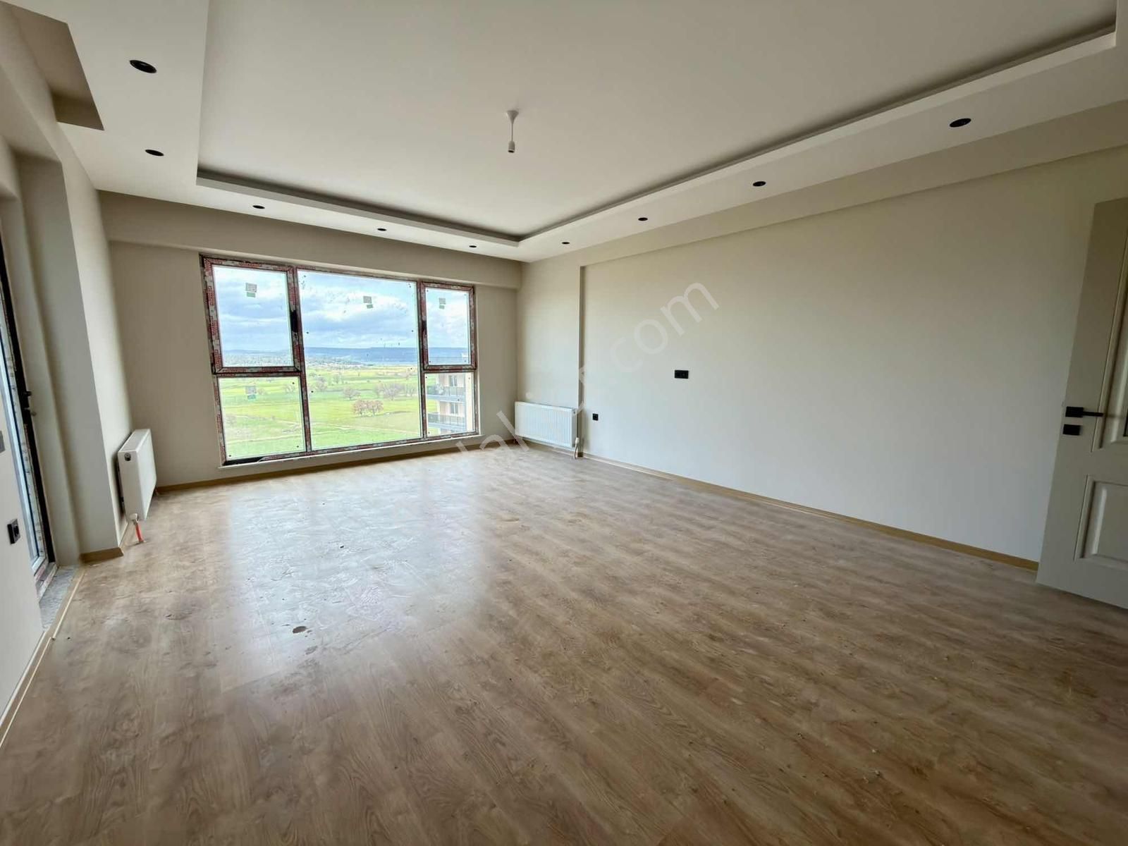 Site İçerisinde Kapalı Otoparklı Deniz Manzaralı Sıfır 3+1 - Görsel 11