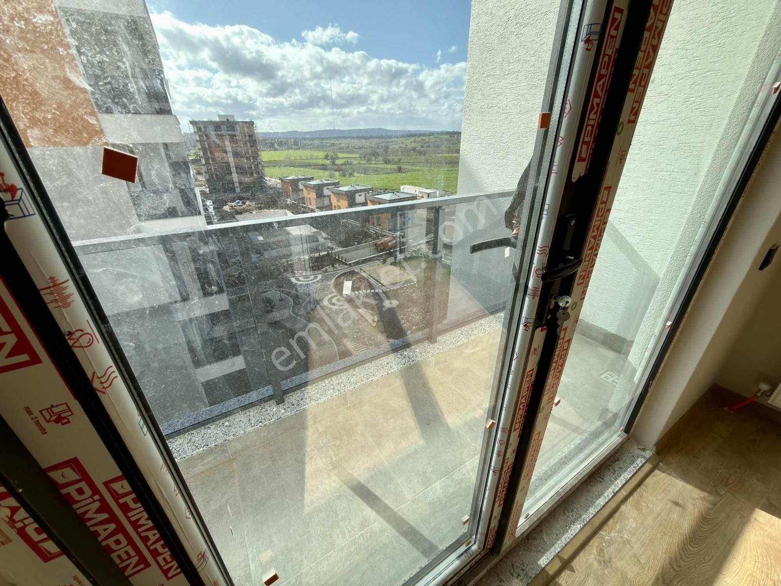 Site İçerisinde Kapalı Otoparklı Deniz Manzaralı Sıfır 3+1 - Görsel 17