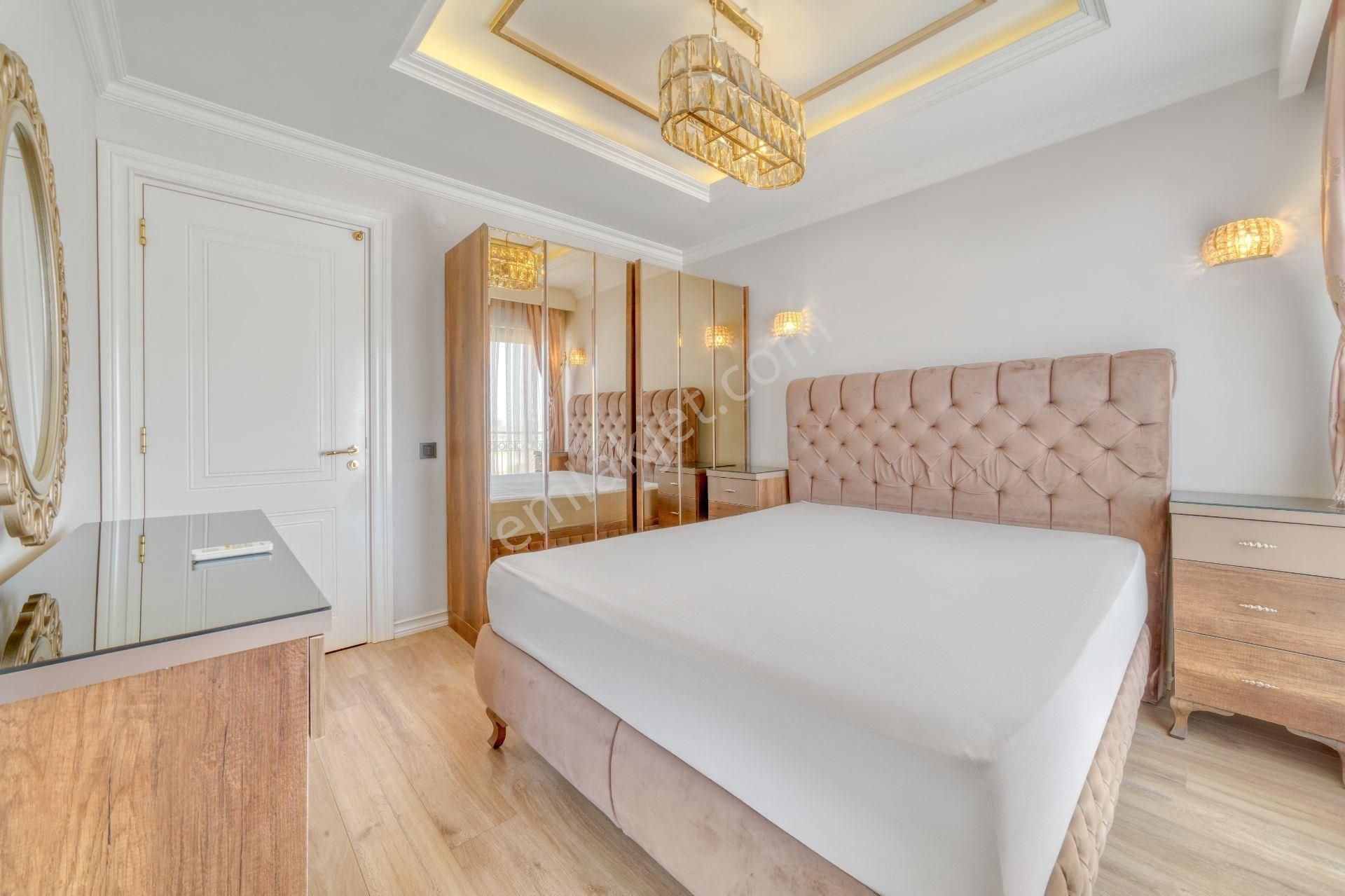 Alanya’da Denize 50m Mesafede 3+1 Lüks Daire – Full Eşyalı, Kale & Deniz Manzaralı - Görsel 23