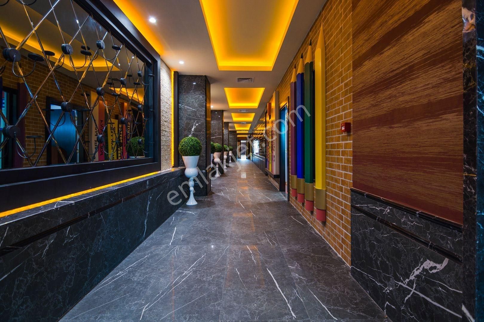 Alanya’da Denize 50m Mesafede 3+1 Lüks Daire – Full Eşyalı, Kale & Deniz Manzaralı - Görsel 11