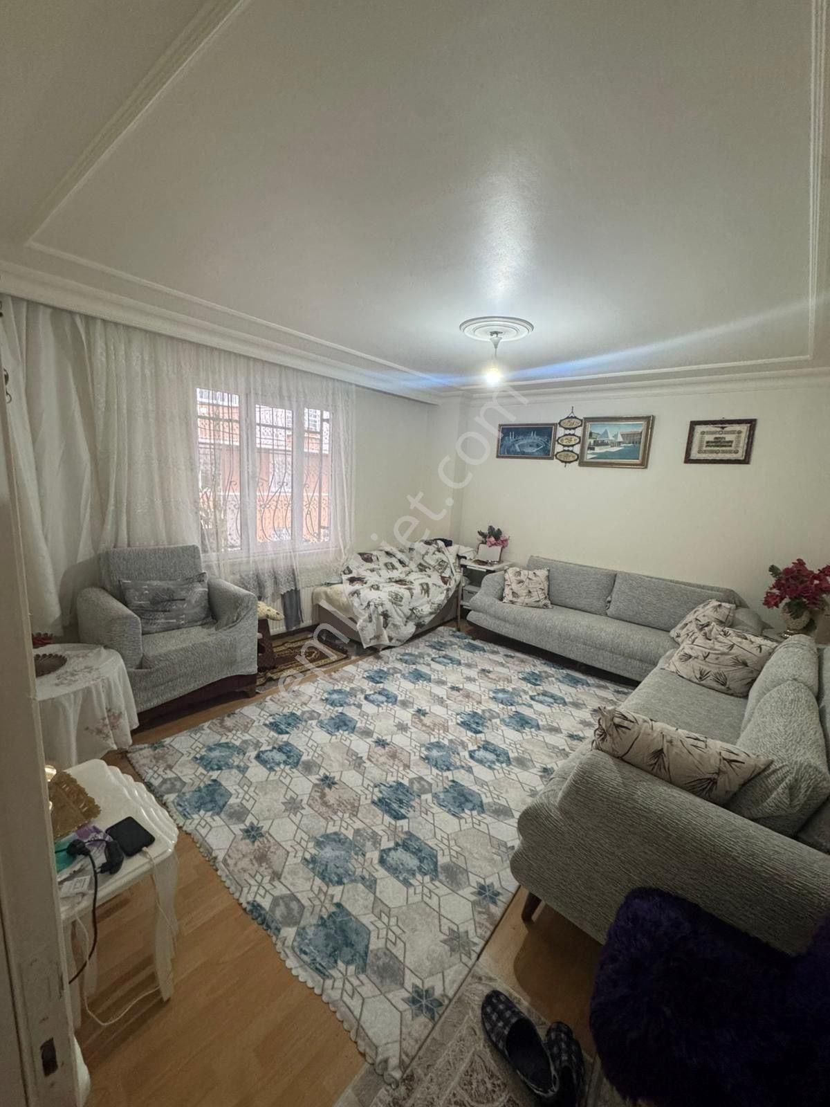 Emlak Uzmanı'ndan Esenyurt Bağlarçeşme'de Satılık Yüksek Giriş Daire