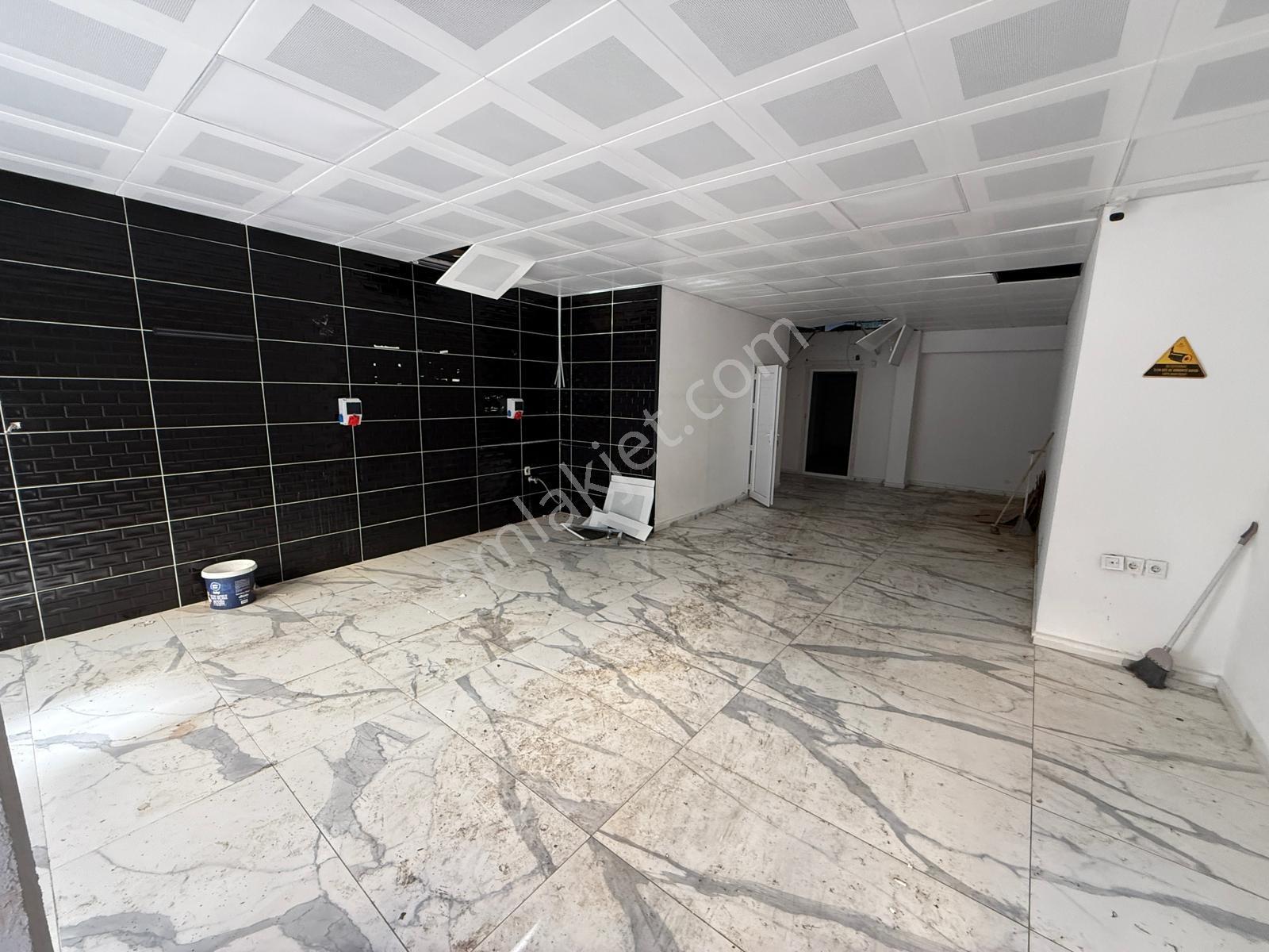 Balçova Ata Caddesi 148 M² Satılık Dükkan İşlek Konum - Görsel 5