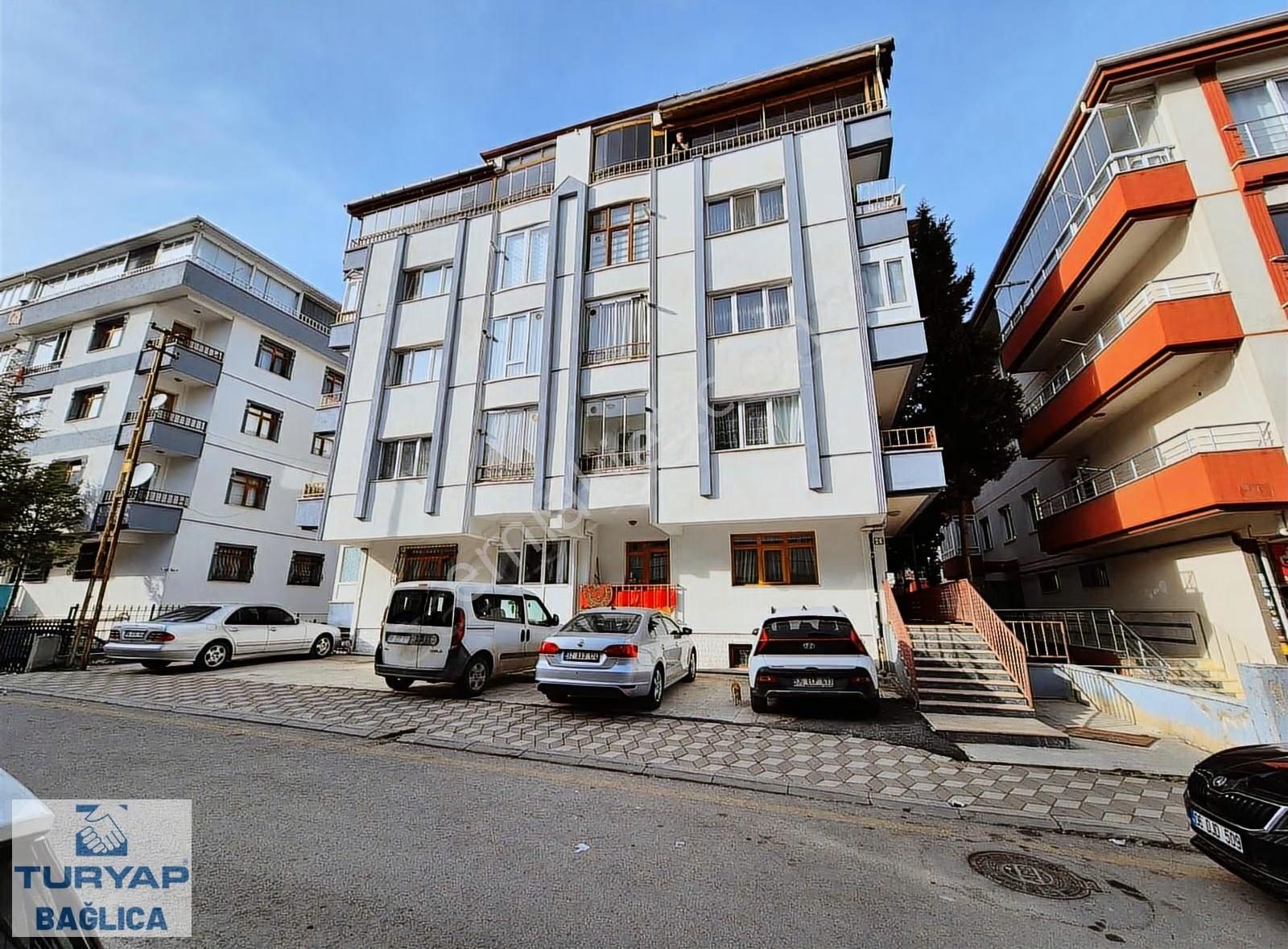 Elvan Merkez De; Okul Hastahaneye Yürüme Mesafede 3+1