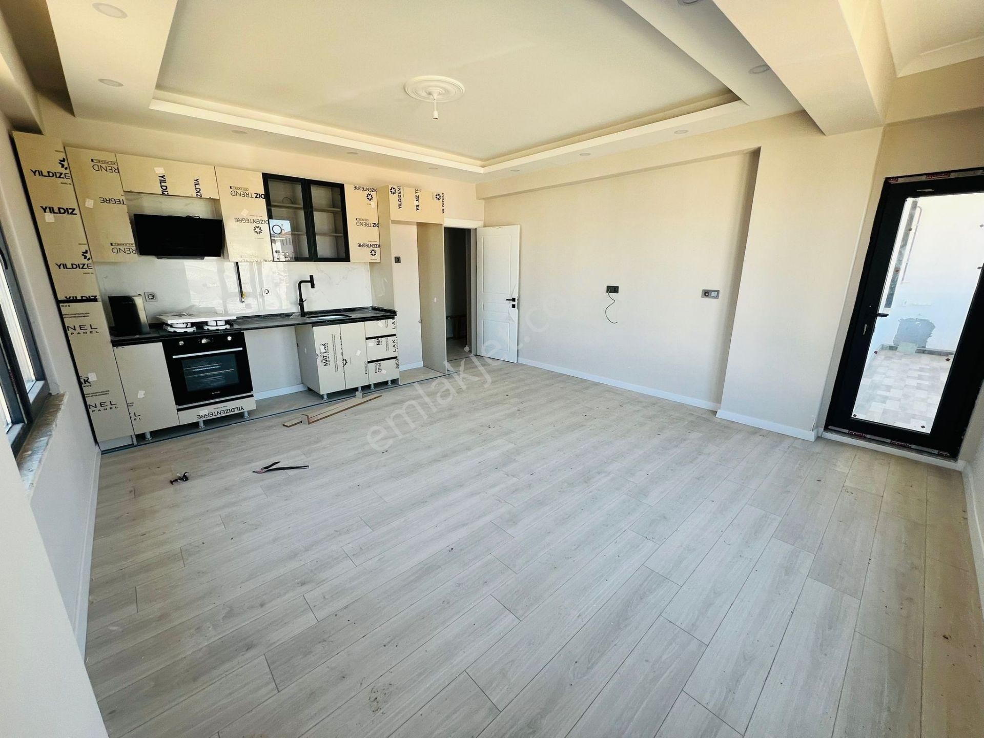 Karasu Çiğdem Emlaktan... Merkezde Sıfır 2+1 Kiralık Daire... - Görsel 12