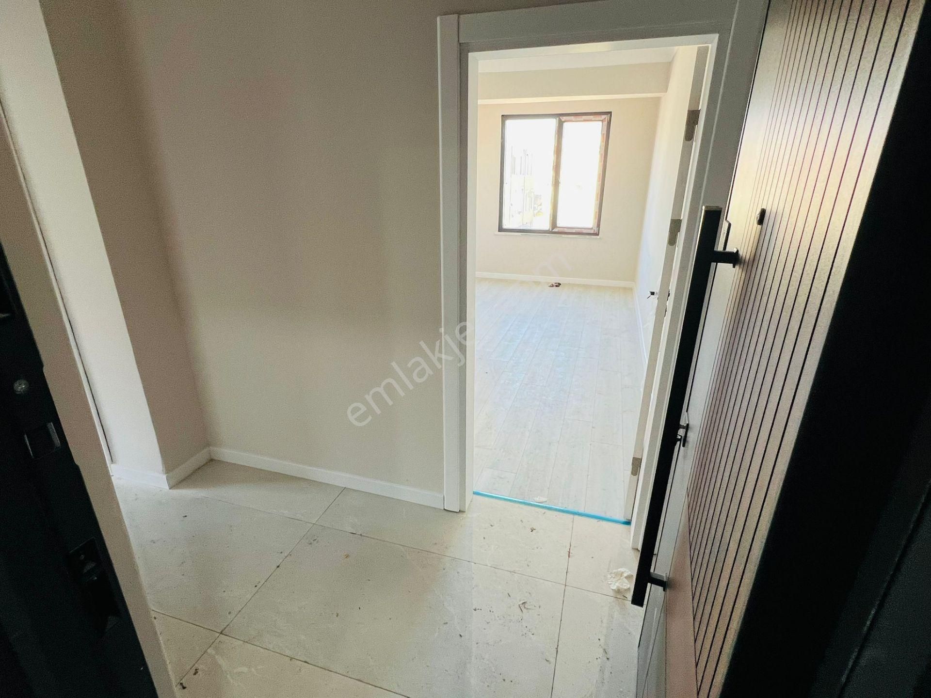 Karasu Çiğdem Emlaktan... Merkezde Sıfır 2+1 Kiralık Daire... - Görsel 9
