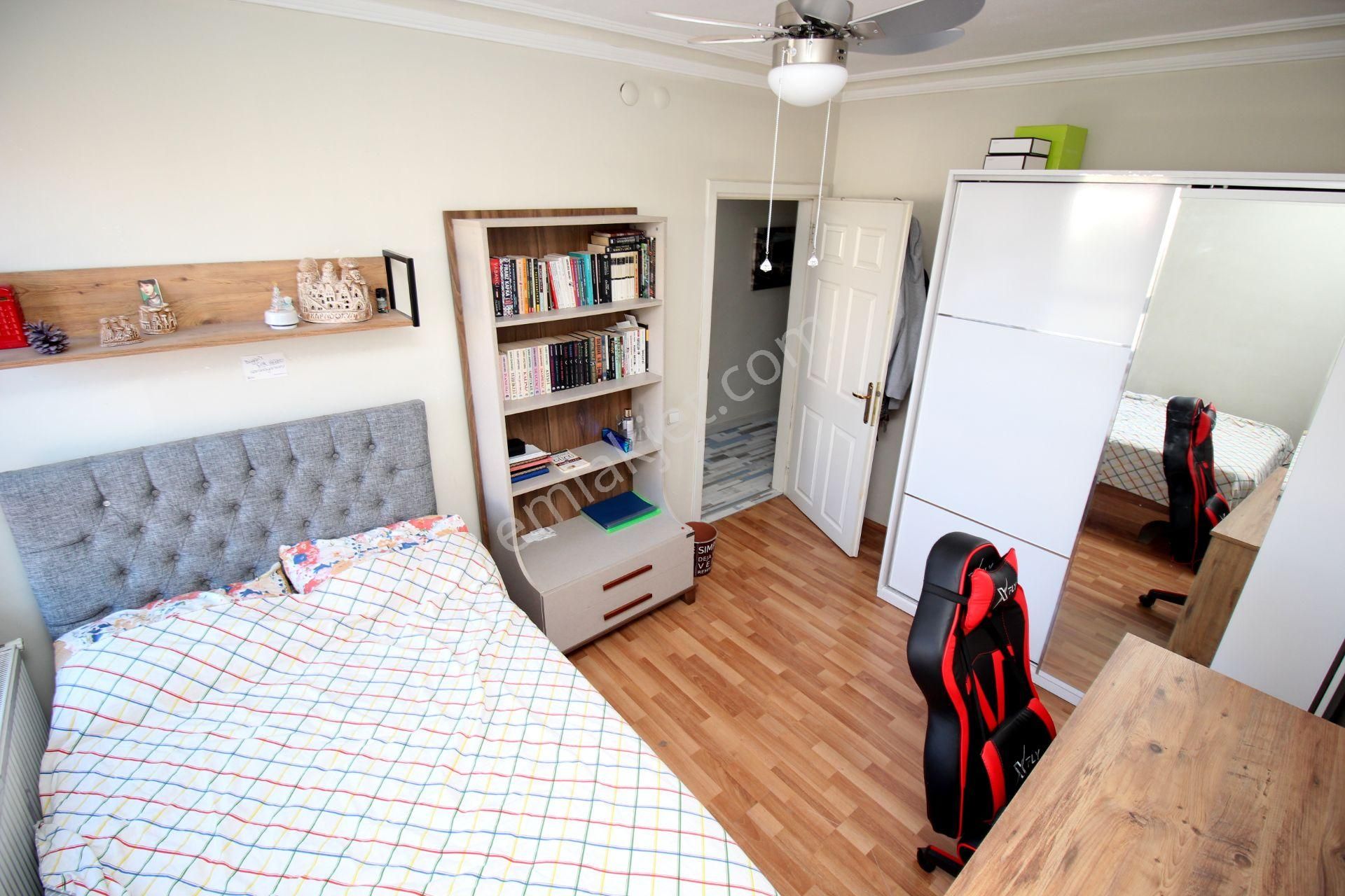 Emre Emlak'tan Ayyıldız'da Bulvar Yanı Site İçi Arakat 3+1 Satılık Daire - Görsel 11