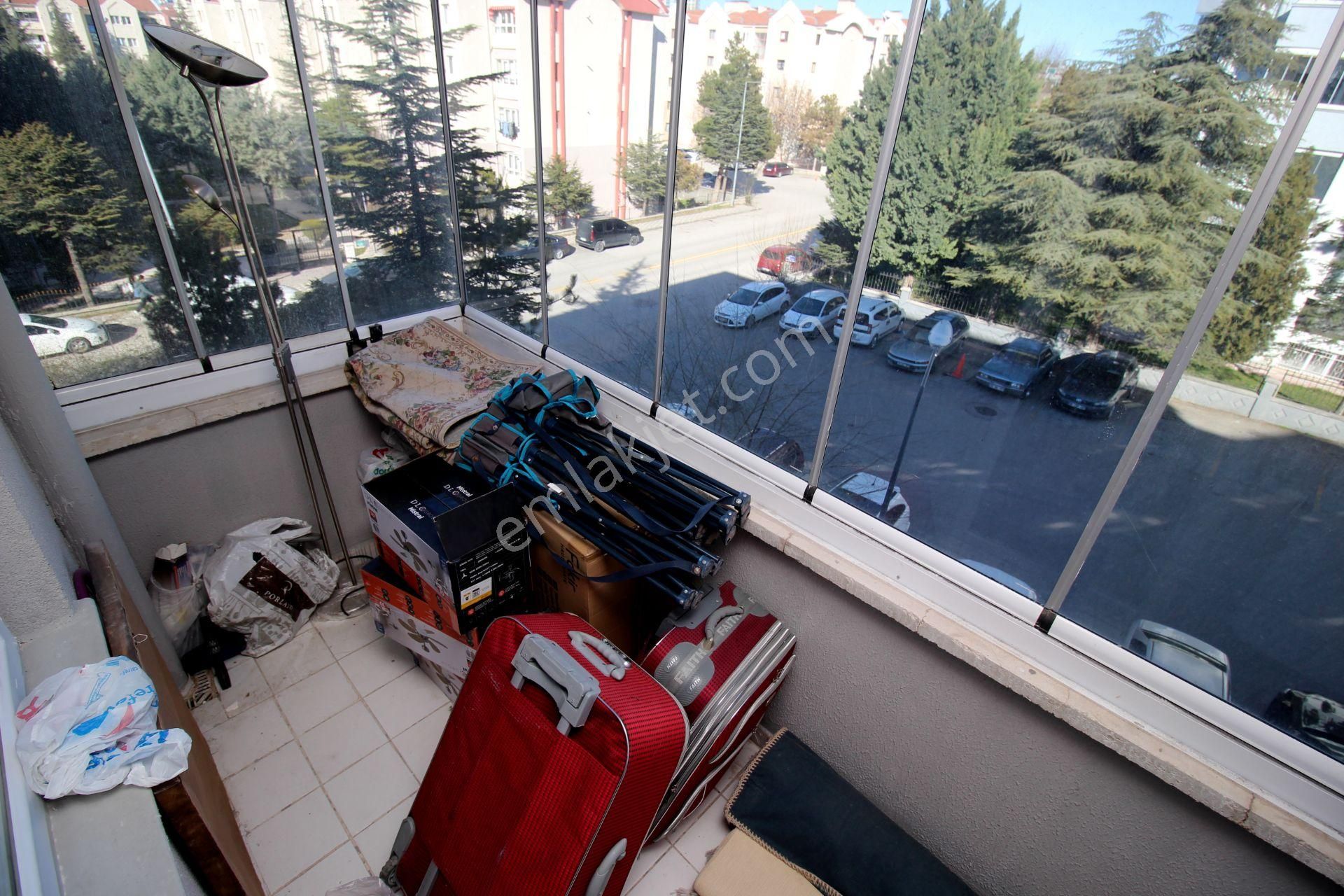 Emre Emlak'tan Ayyıldız'da Bulvar Yanı Site İçi Arakat 3+1 Satılık Daire - Görsel 20