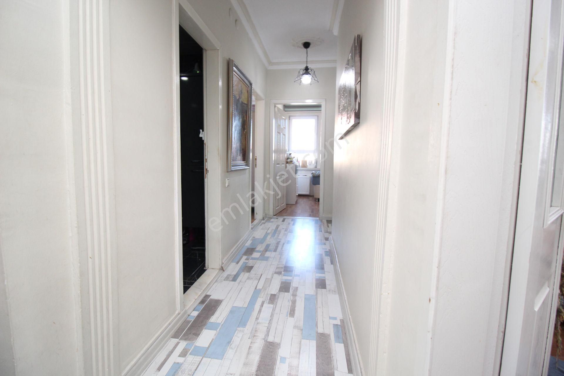 Emre Emlak'tan Ayyıldız'da Bulvar Yanı Site İçi Arakat 3+1 Satılık Daire - Görsel 31