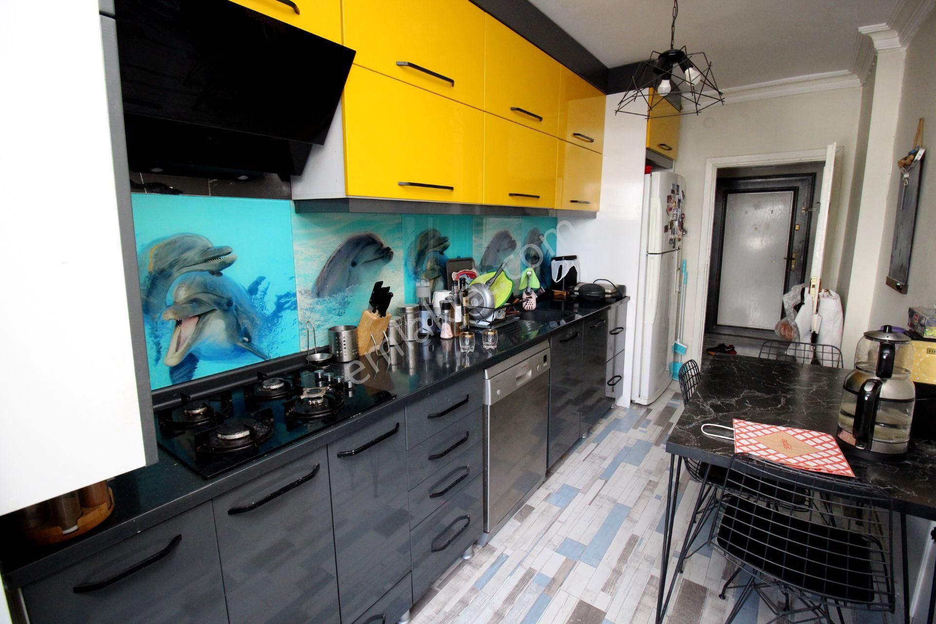 Emre Emlak'tan Ayyıldız'da Bulvar Yanı Site İçi Arakat 3+1 Satılık Daire - Görsel 5