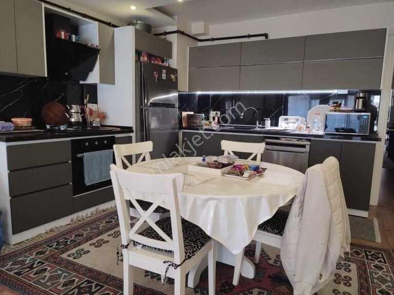 Karşıyaka Donanmacı Mahallesinde Satılık 2+1 Lüks Daire - Görsel 8