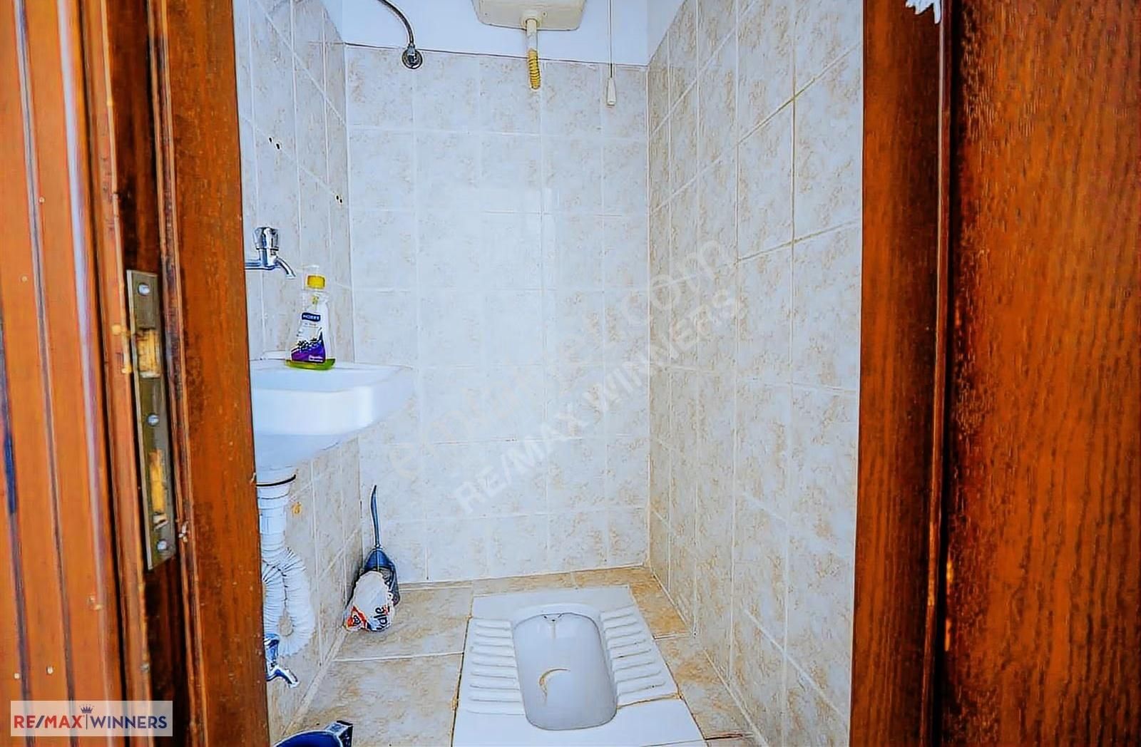 Muratpaşa Mahallesinde Eşyalı Kiralık 2+1 Daire - Görsel 2