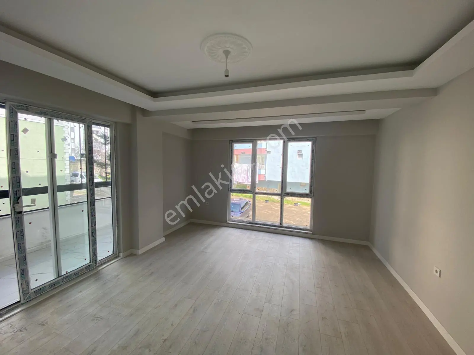 Bahçelievler De Sıfır Kiralık Daire - Görsel 2