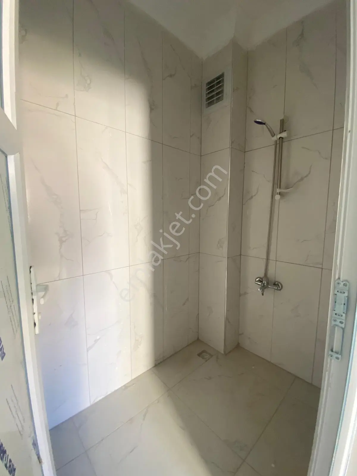 Bahçelievler De Sıfır Kiralık Daire - Görsel 5