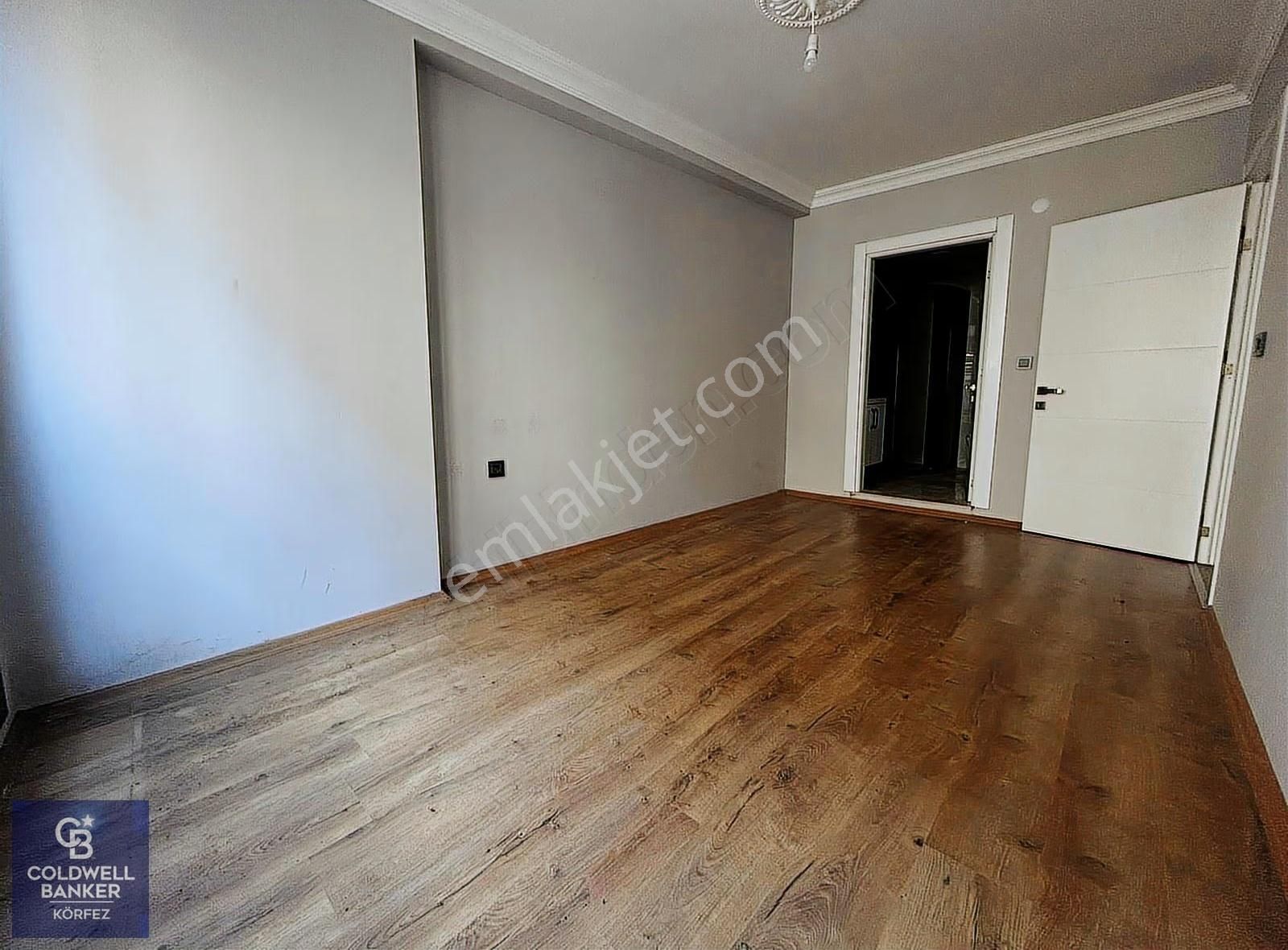 Balıkesir Burhaniye Merkezde Satılık 2+1 Daire - Görsel 18