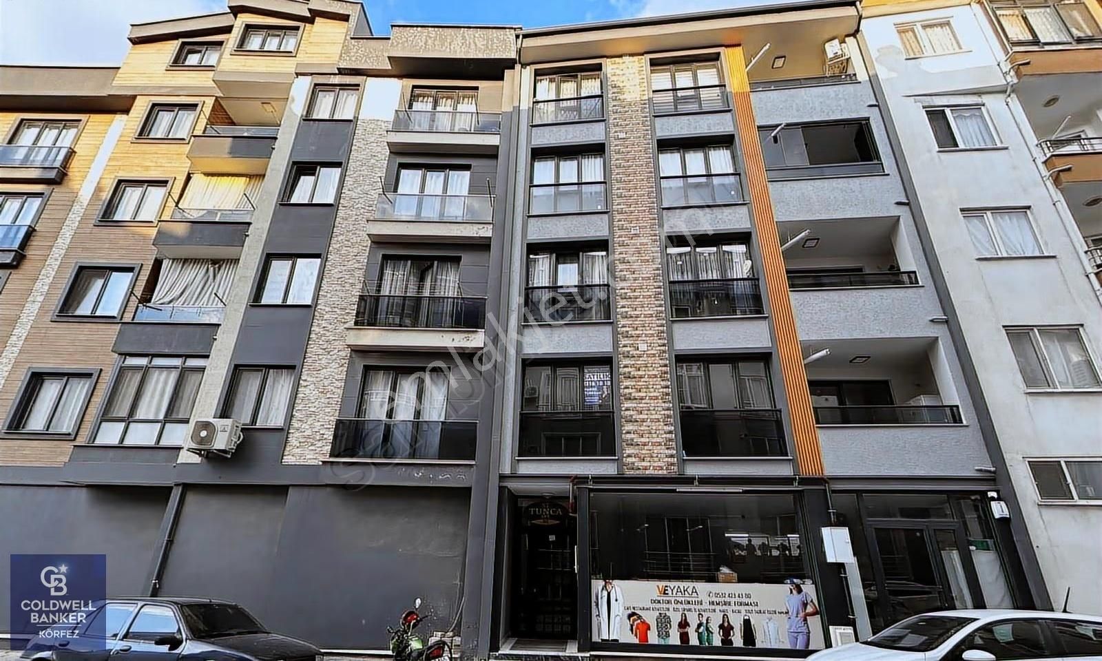Balıkesir Burhaniye Merkezde Satılık 2+1 Daire
