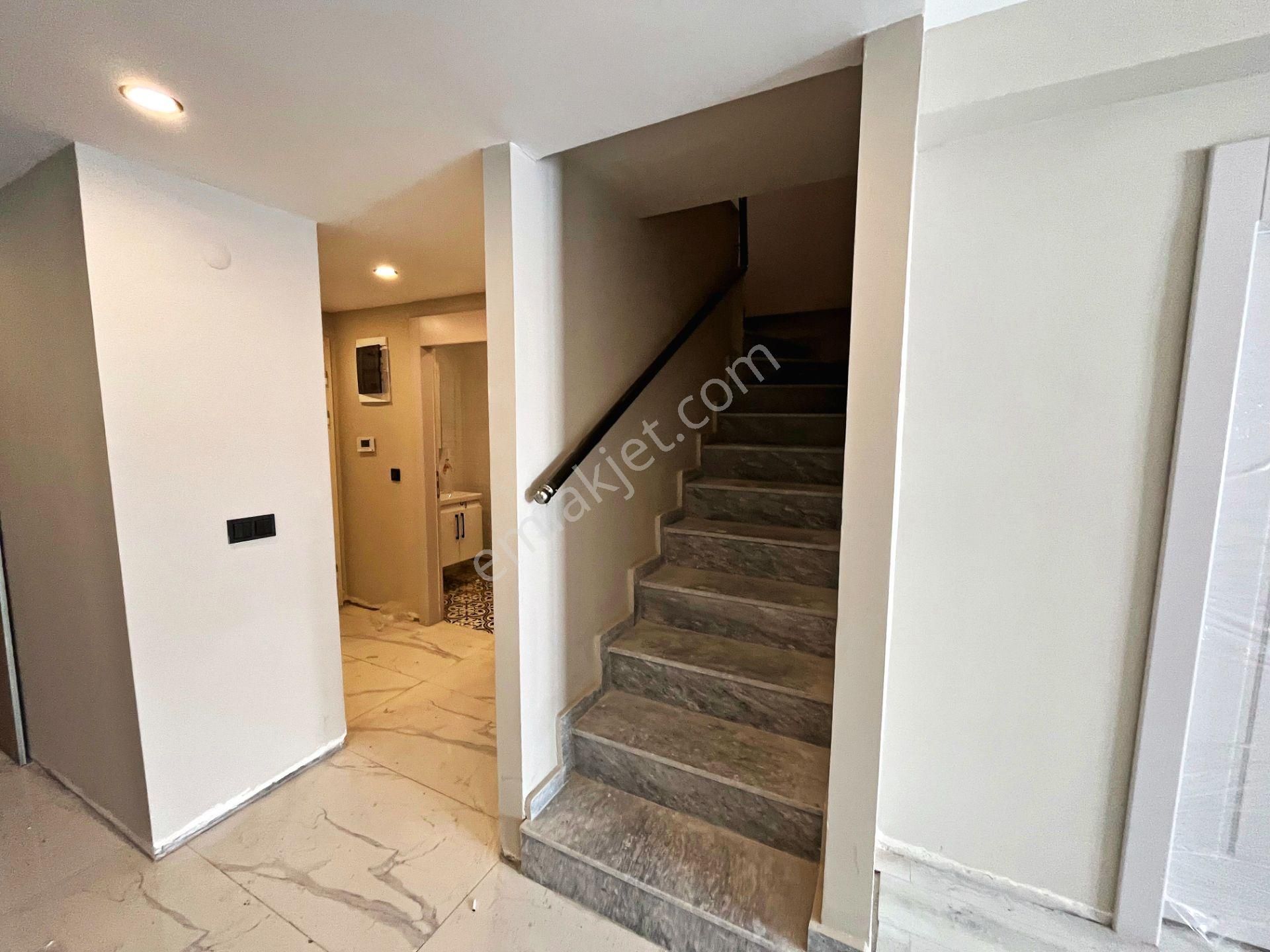 🛑🛑aktiften Akçay'ın En Göz Konforlu Otoparklı Giyinme Odalı Geniş Satılık 2+1 Dublexi - Görsel 17