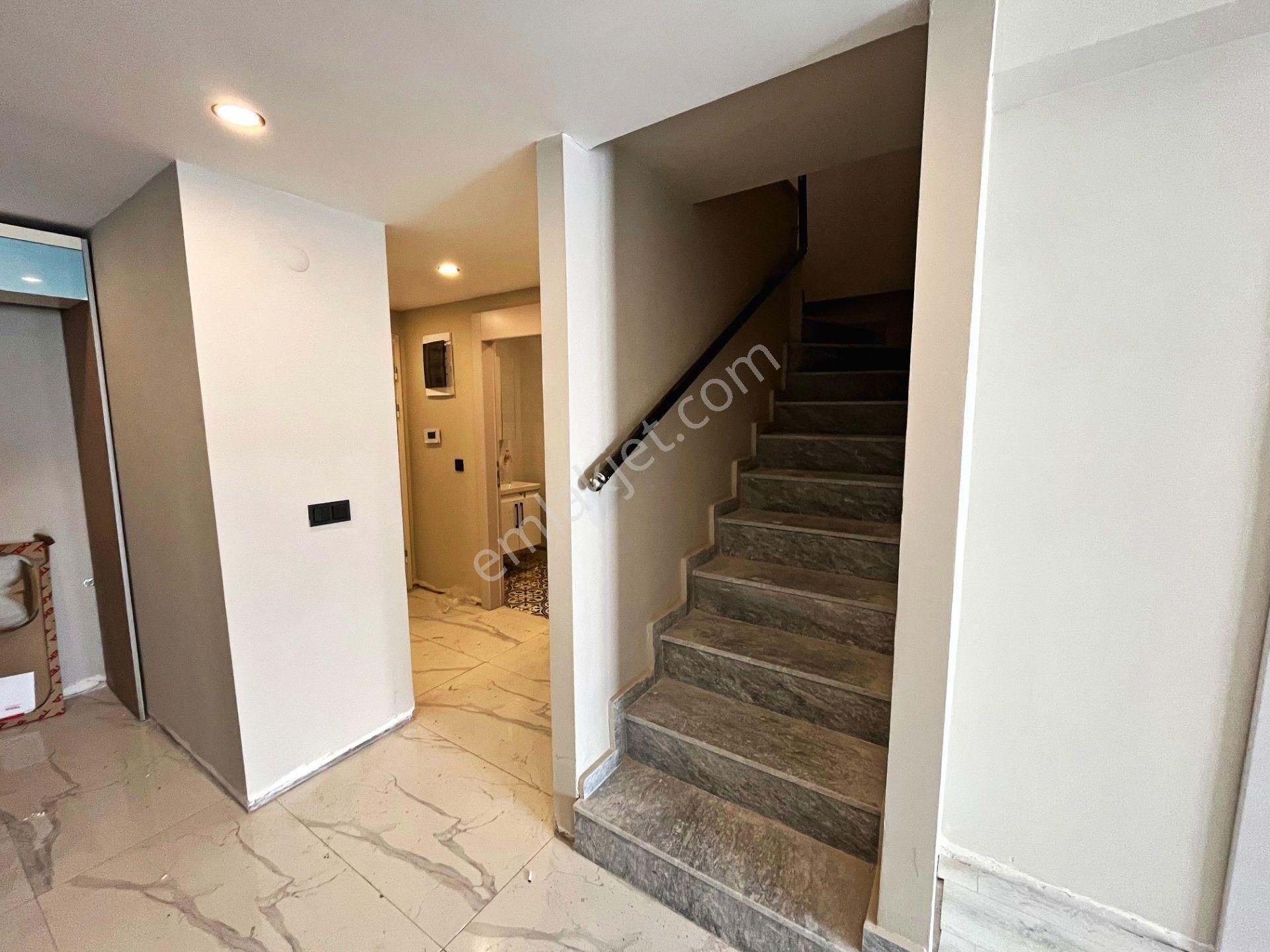 🛑🛑aktiften Akçay'ın En Göz Konforlu Otoparklı Giyinme Odalı Geniş Satılık 2+1 Dublexi - Görsel 12