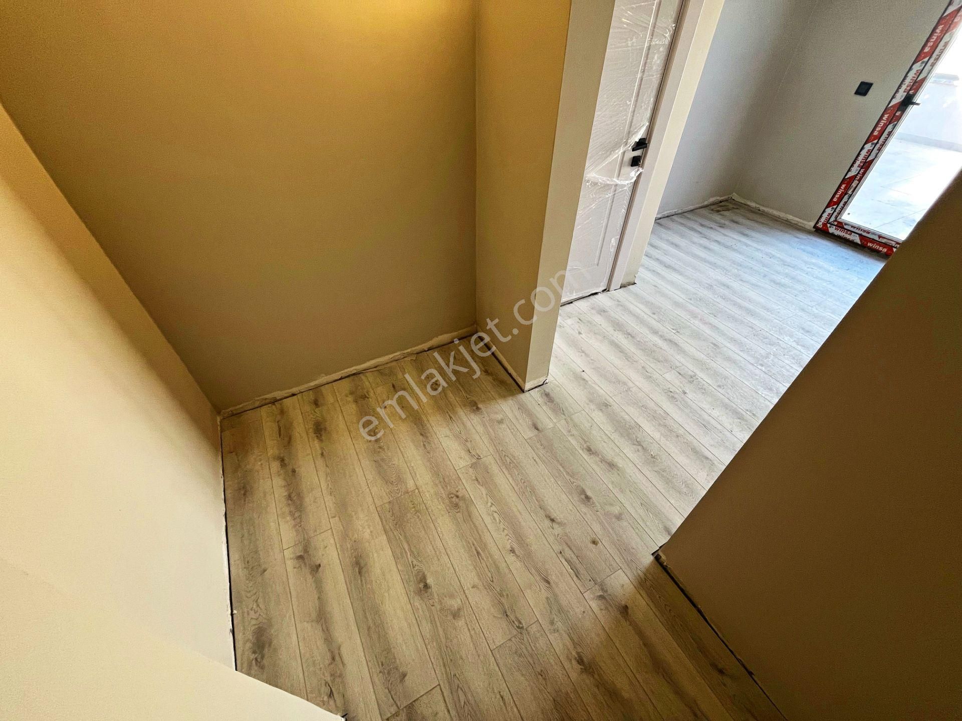 🛑🛑aktiften Akçay'ın En Göz Konforlu Otoparklı Giyinme Odalı Geniş Satılık 2+1 Dublexi - Görsel 9