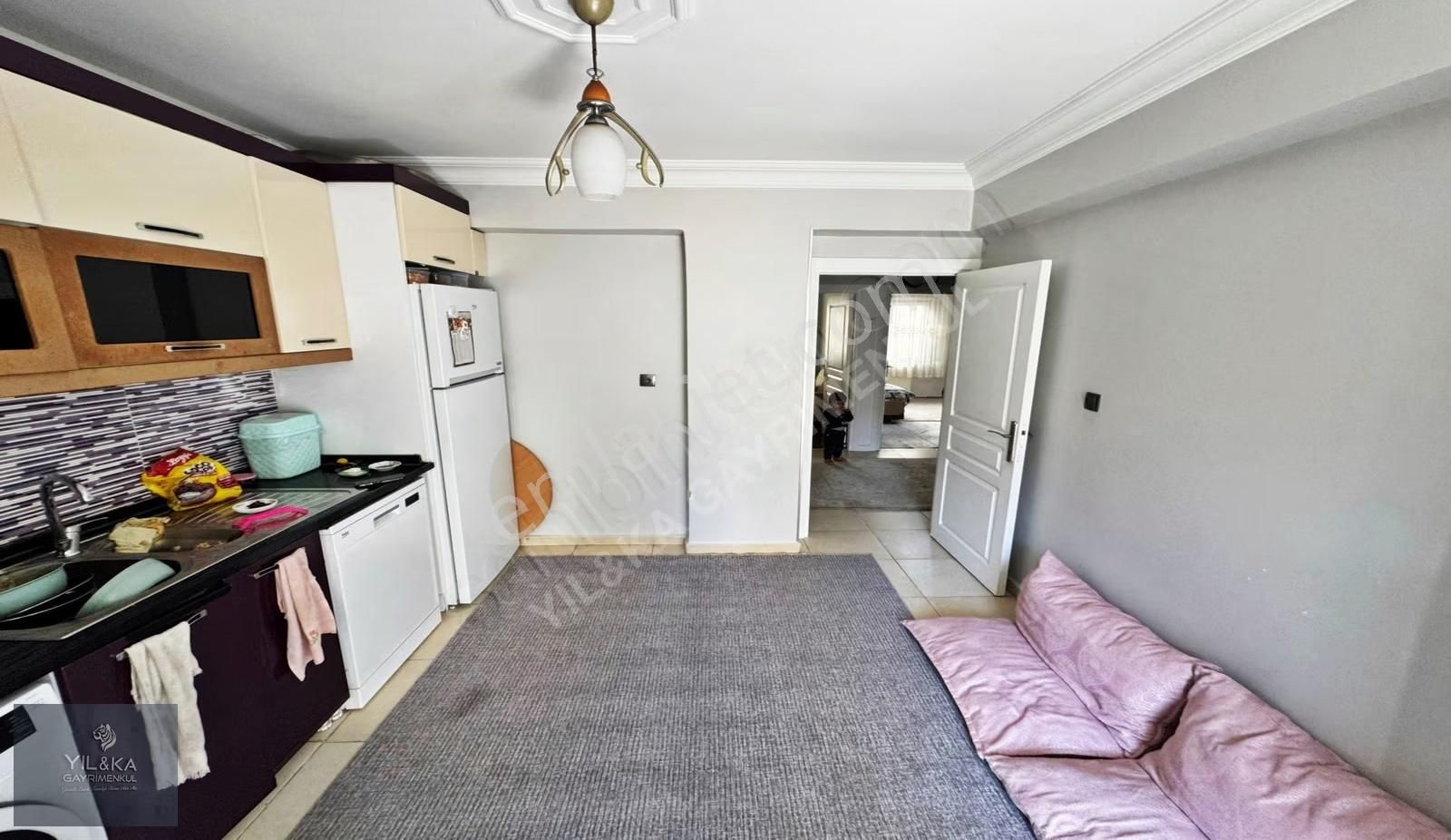 Merkezi Konum Meydan Ve Hastaneye Yakın 3+1 Arakat - Görsel 16