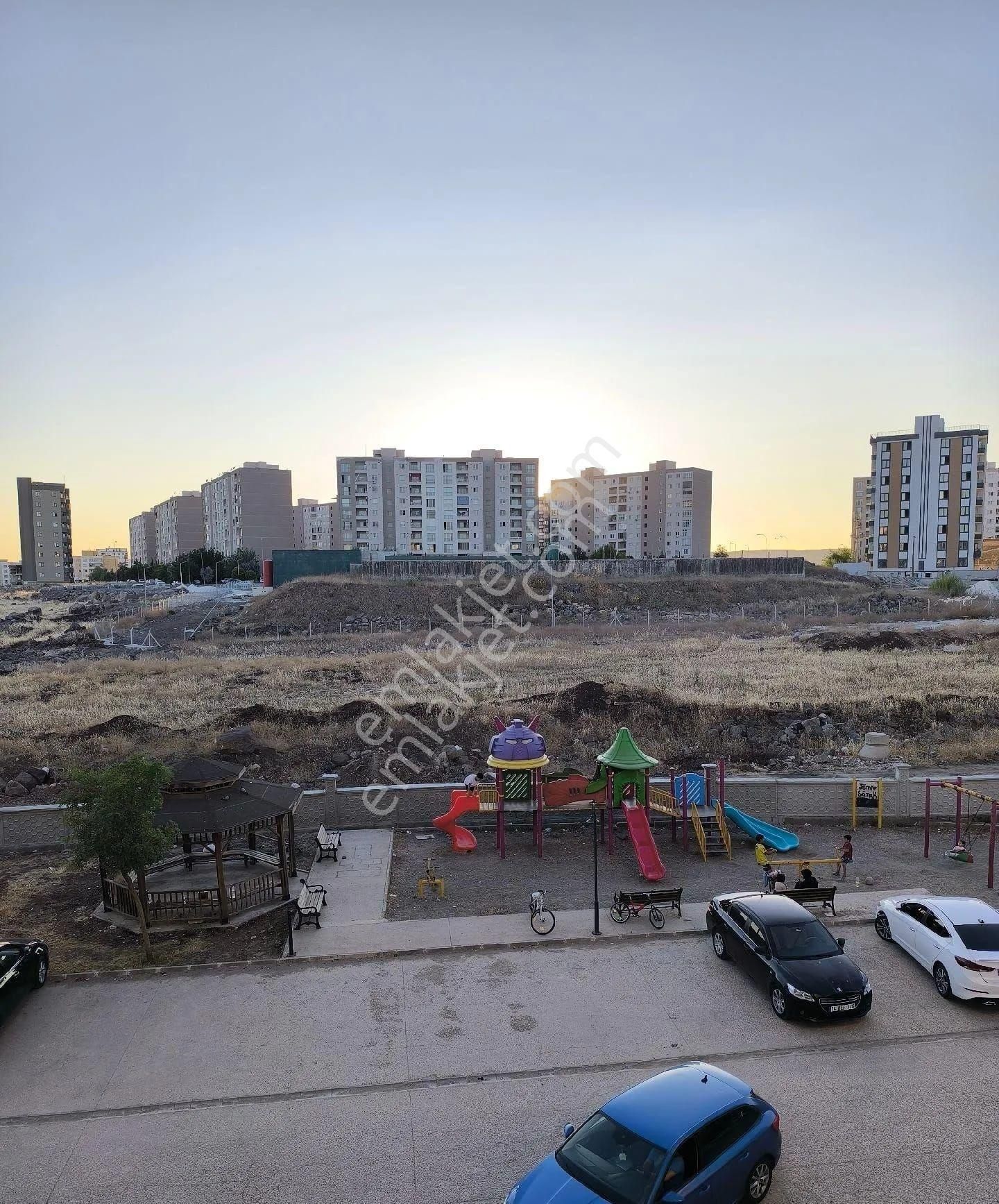 Cadde Seyran'dan Satılık 2+1 Arakat 103m2 Toki Borçsuz - Görsel 16